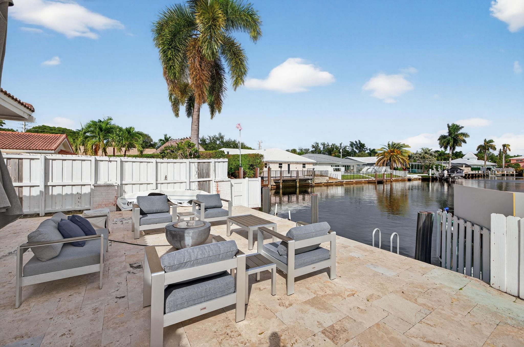 LAKE ESTATES ADD - Residential