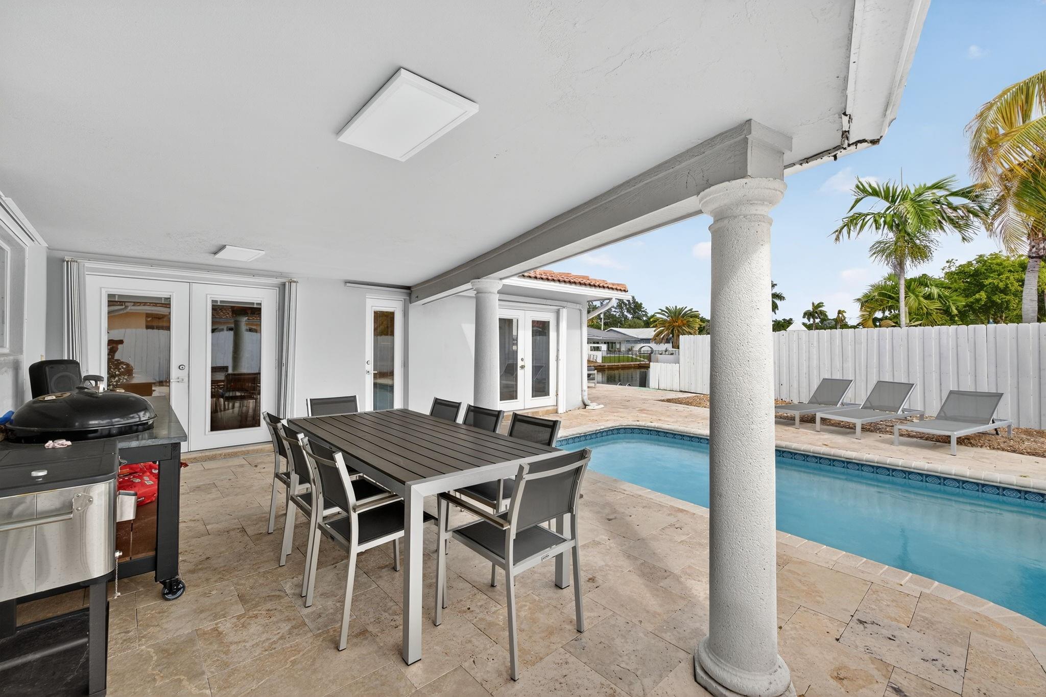 LAKE ESTATES ADD - Residential