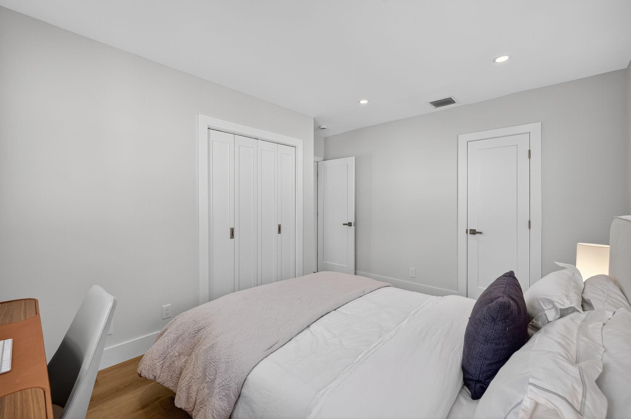 LAKE ESTATES ADD - Residential