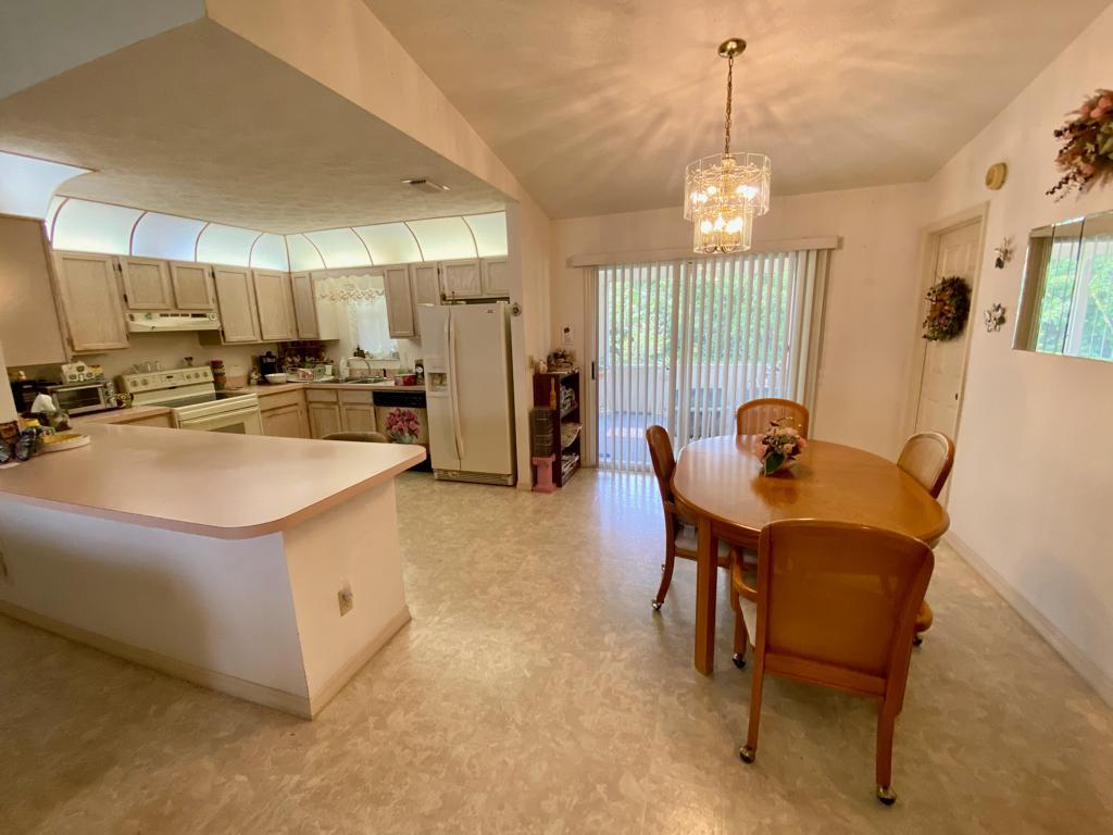 PORT ST LUCIE SECTION 27 - Residential