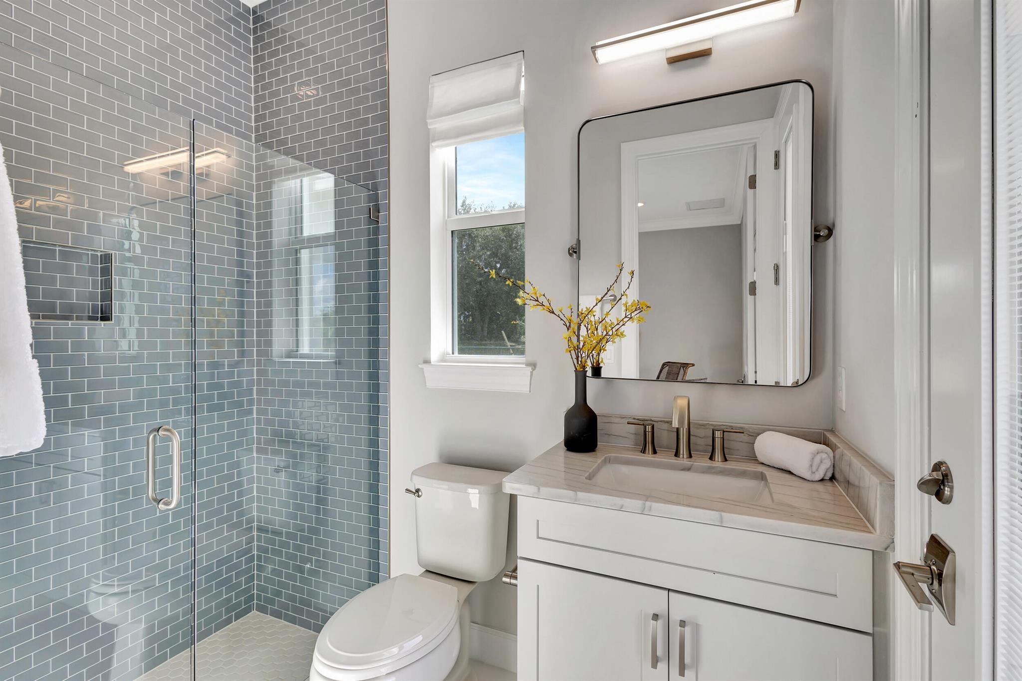 BRIDGEWATER - Residential