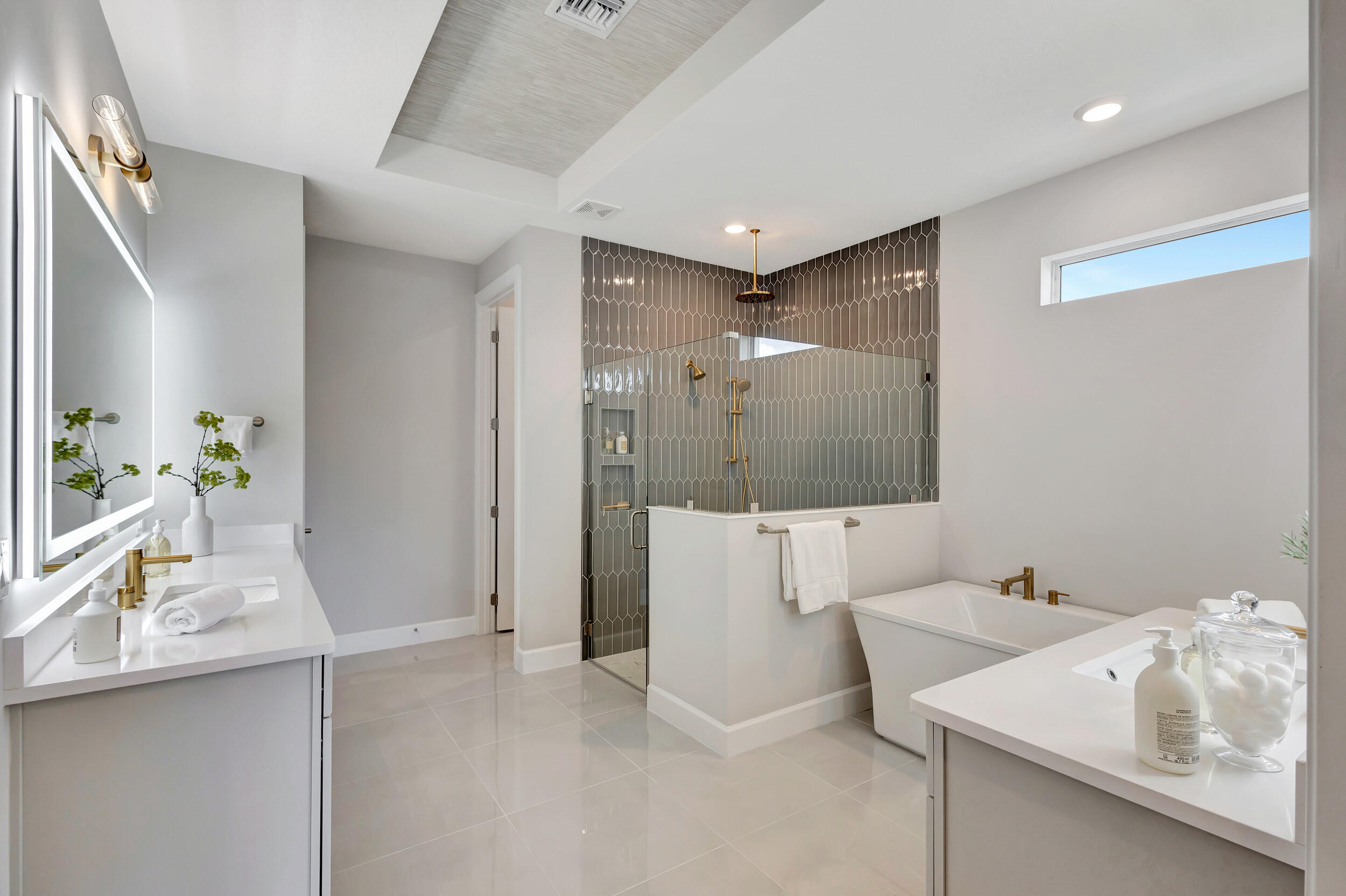 BRIDGEWATER - Residential