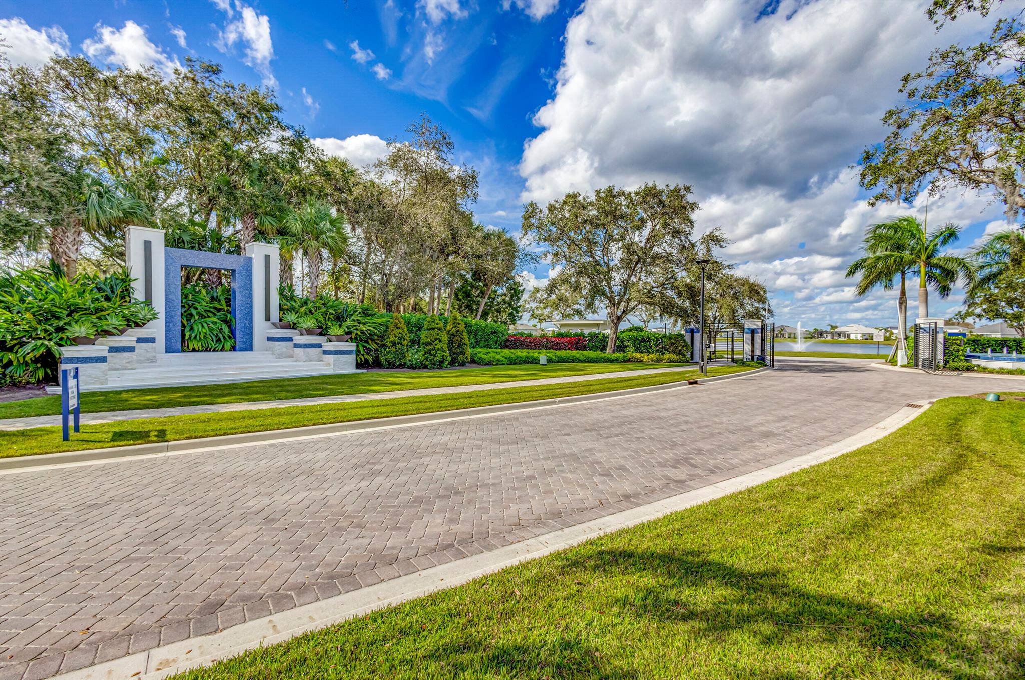 BRIDGEWATER - Residential