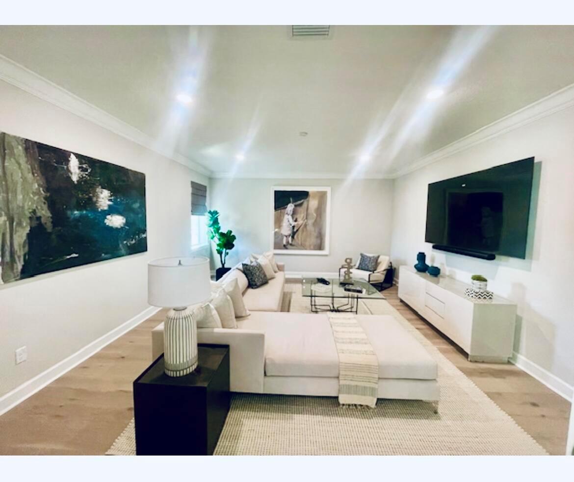 BRIDGEWATER - Residential