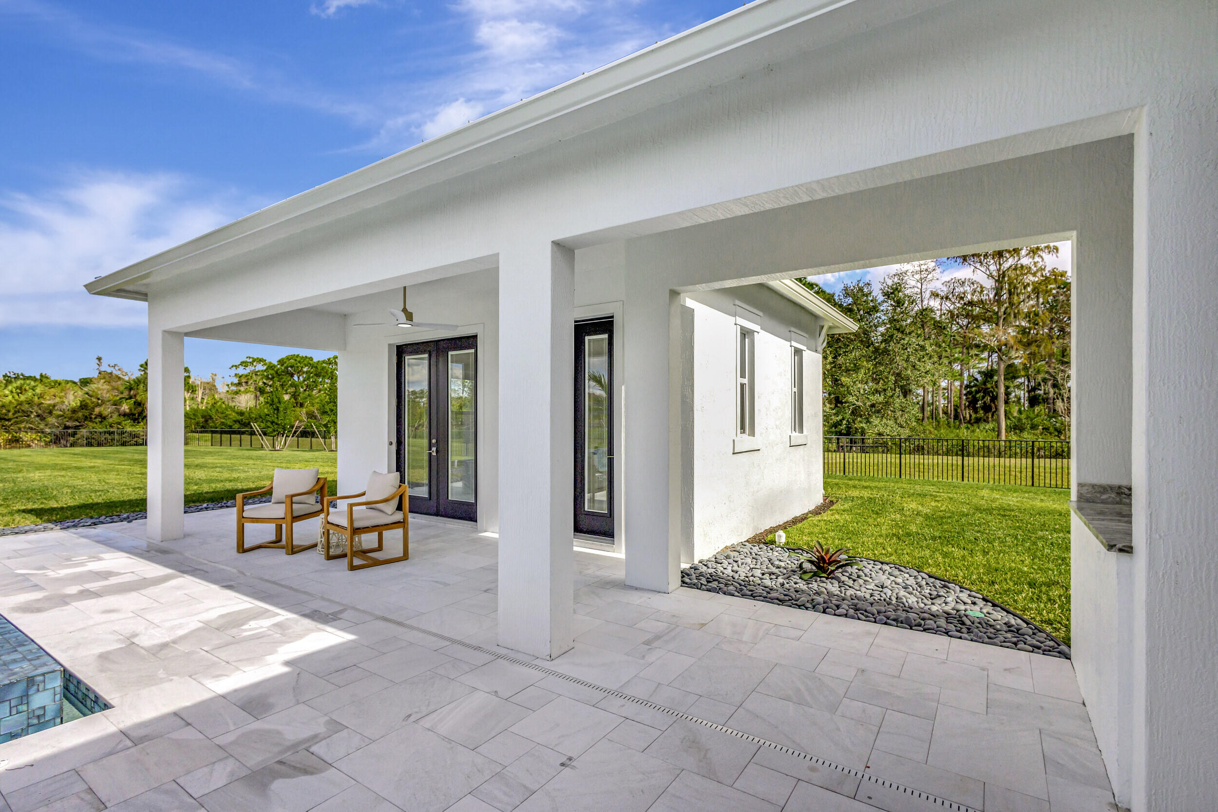 BRIDGEWATER - Residential