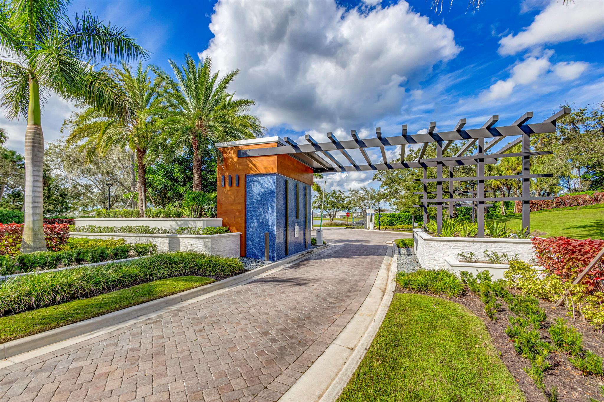 BRIDGEWATER - Residential