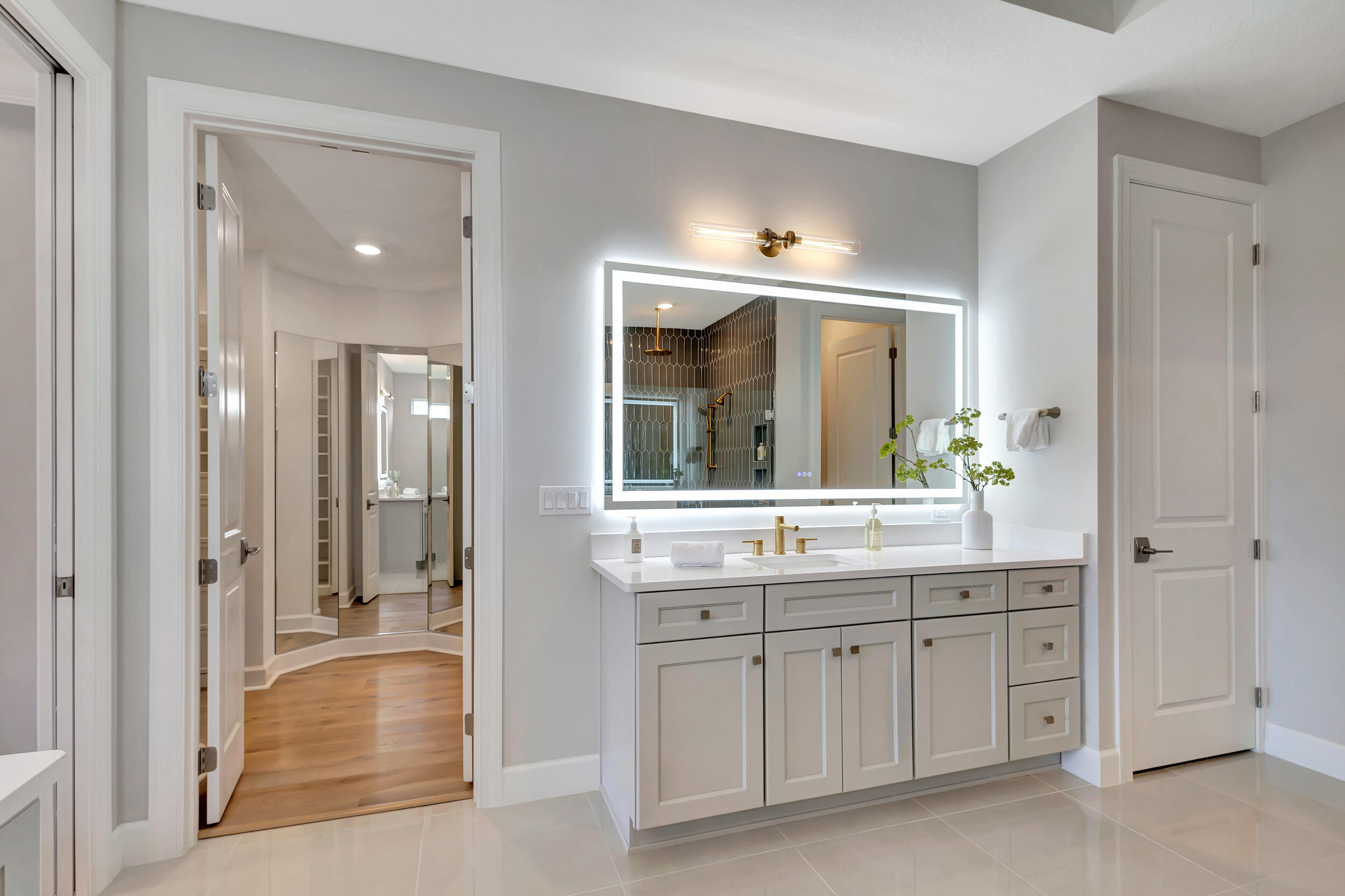 BRIDGEWATER - Residential