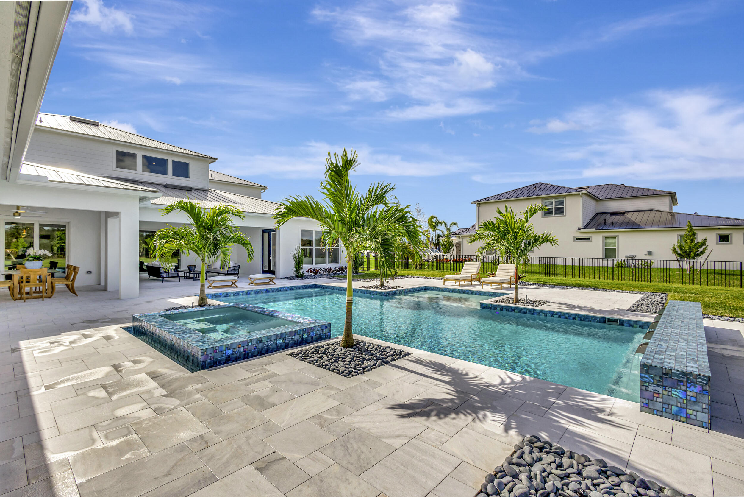 BRIDGEWATER - Residential