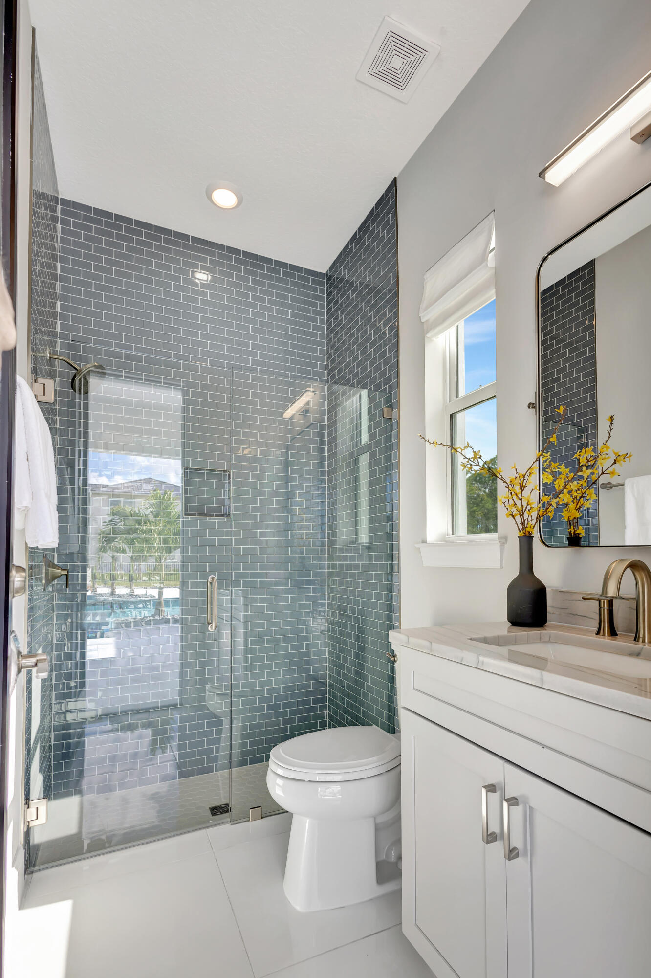 BRIDGEWATER - Residential