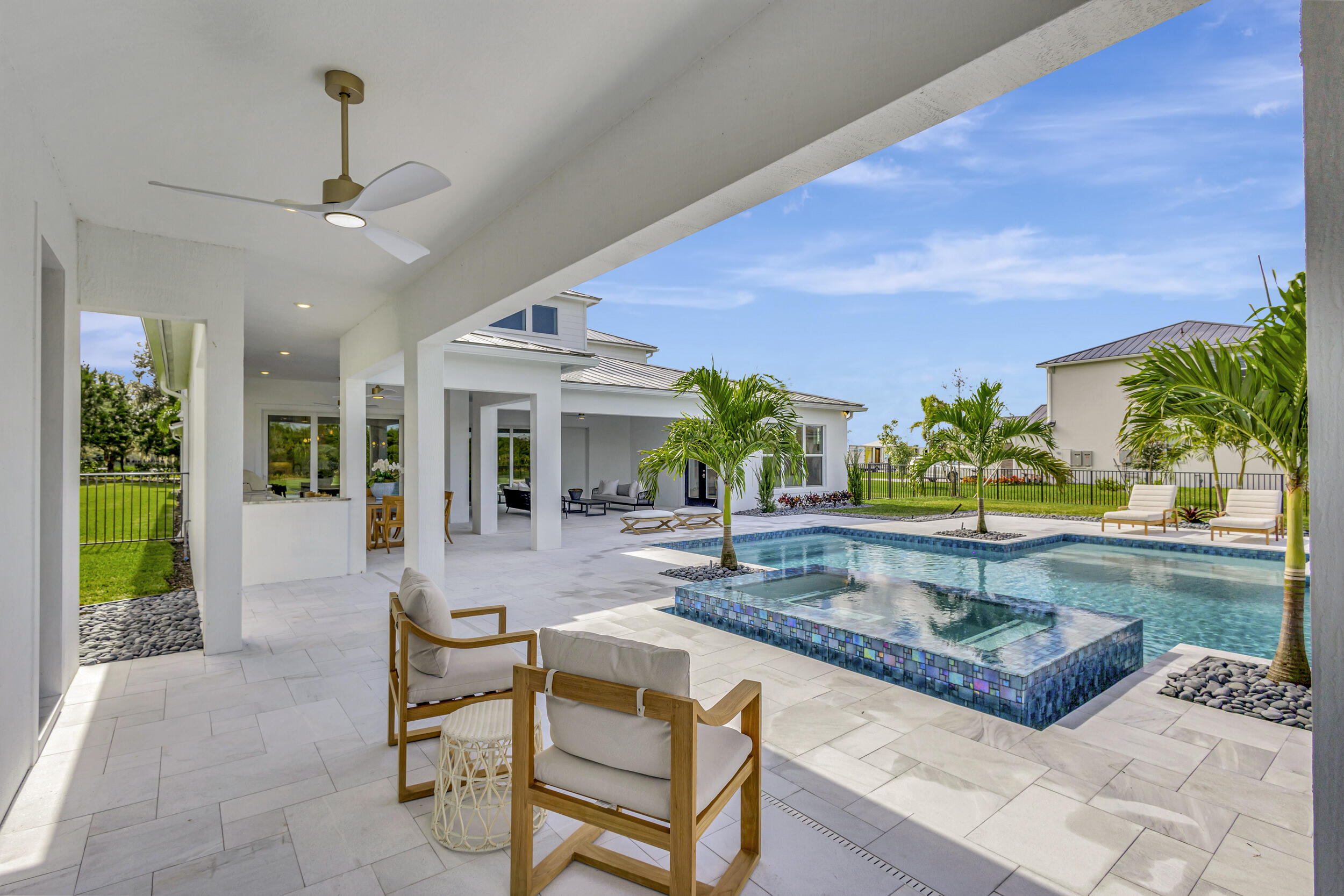 BRIDGEWATER - Residential