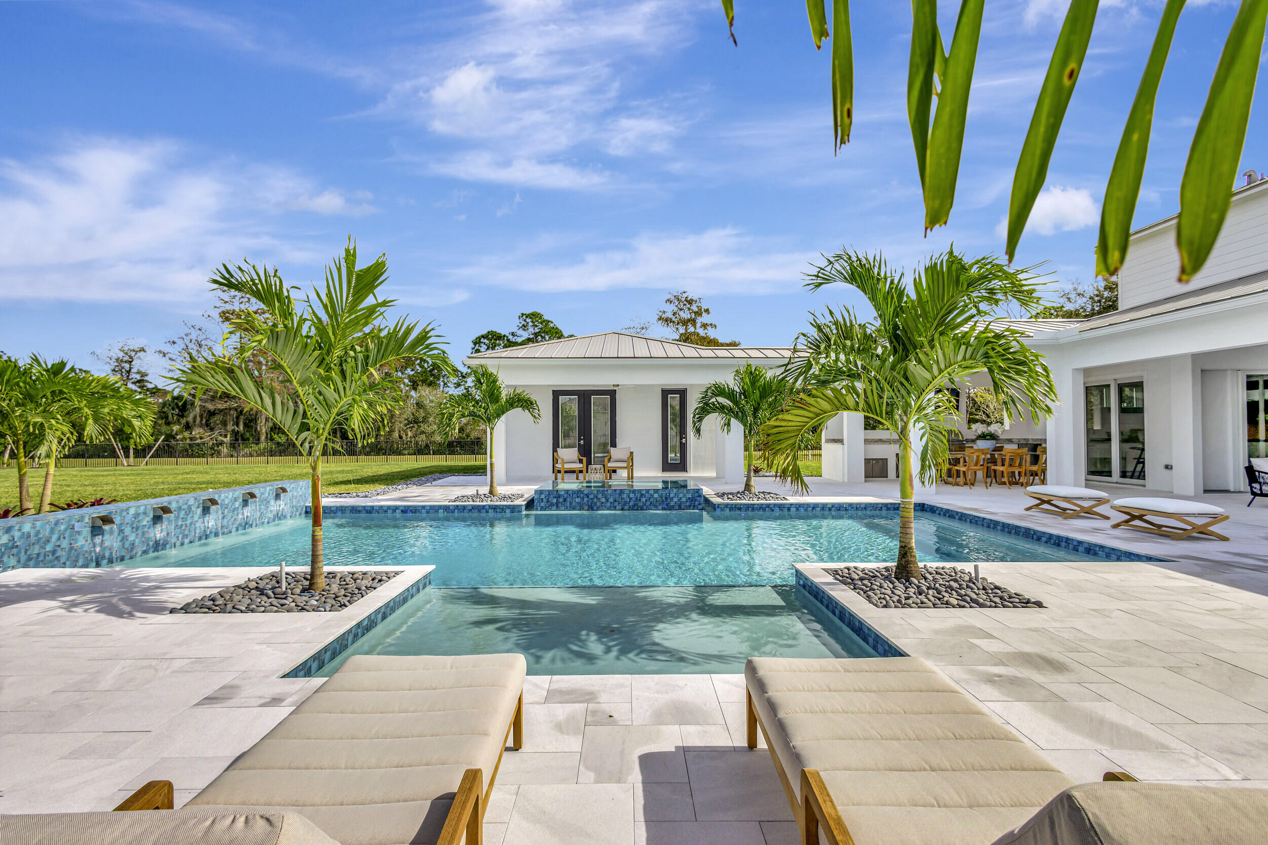 BRIDGEWATER - Residential