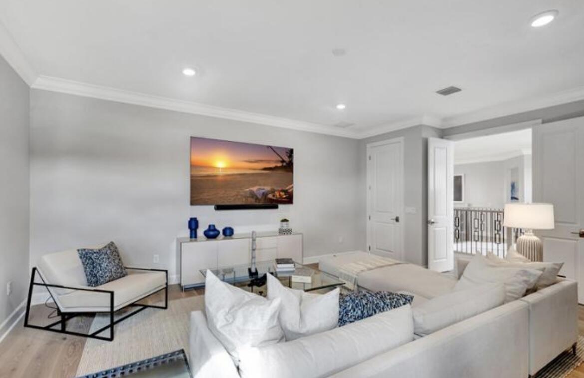 BRIDGEWATER - Residential