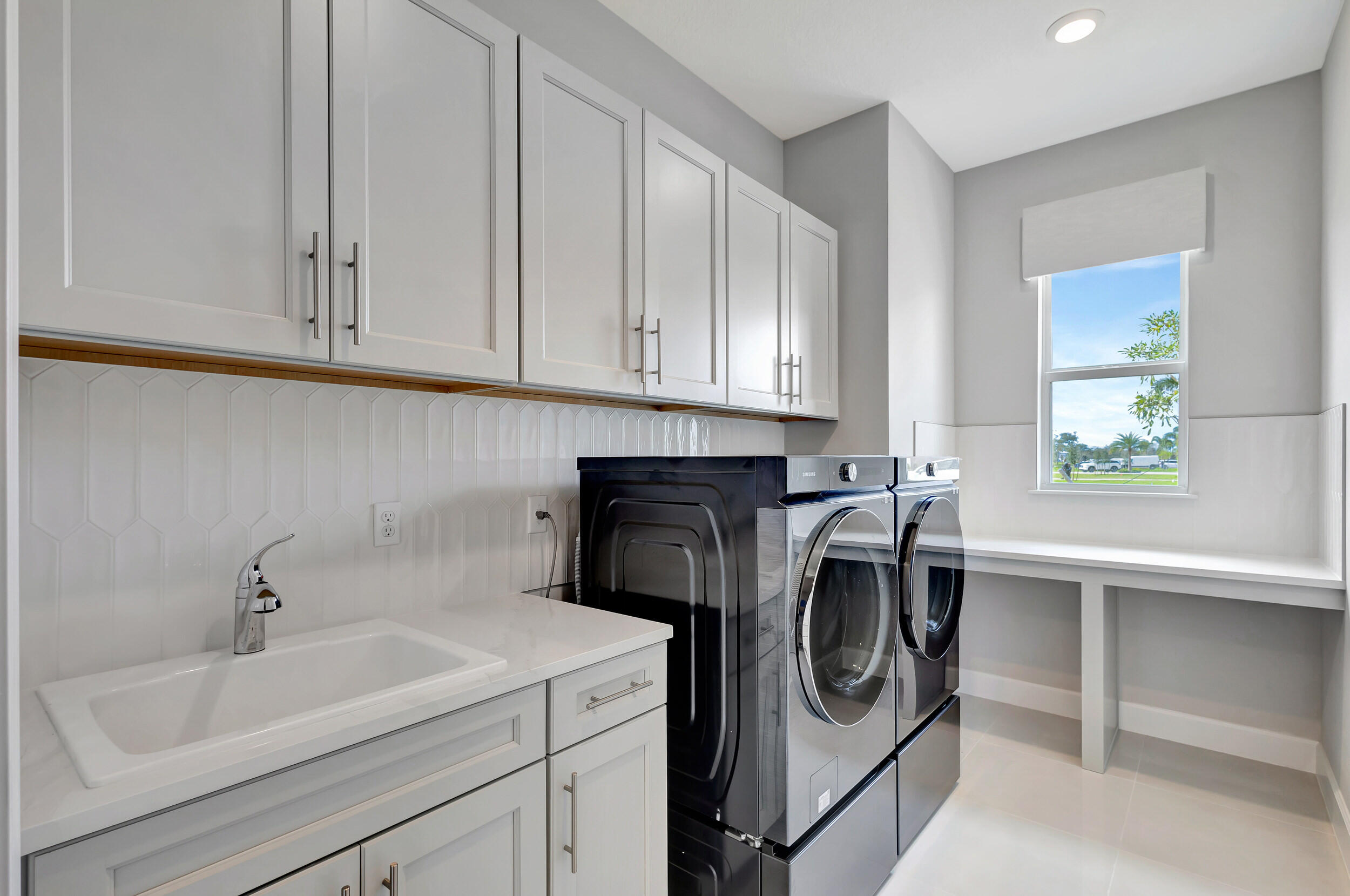 BRIDGEWATER - Residential