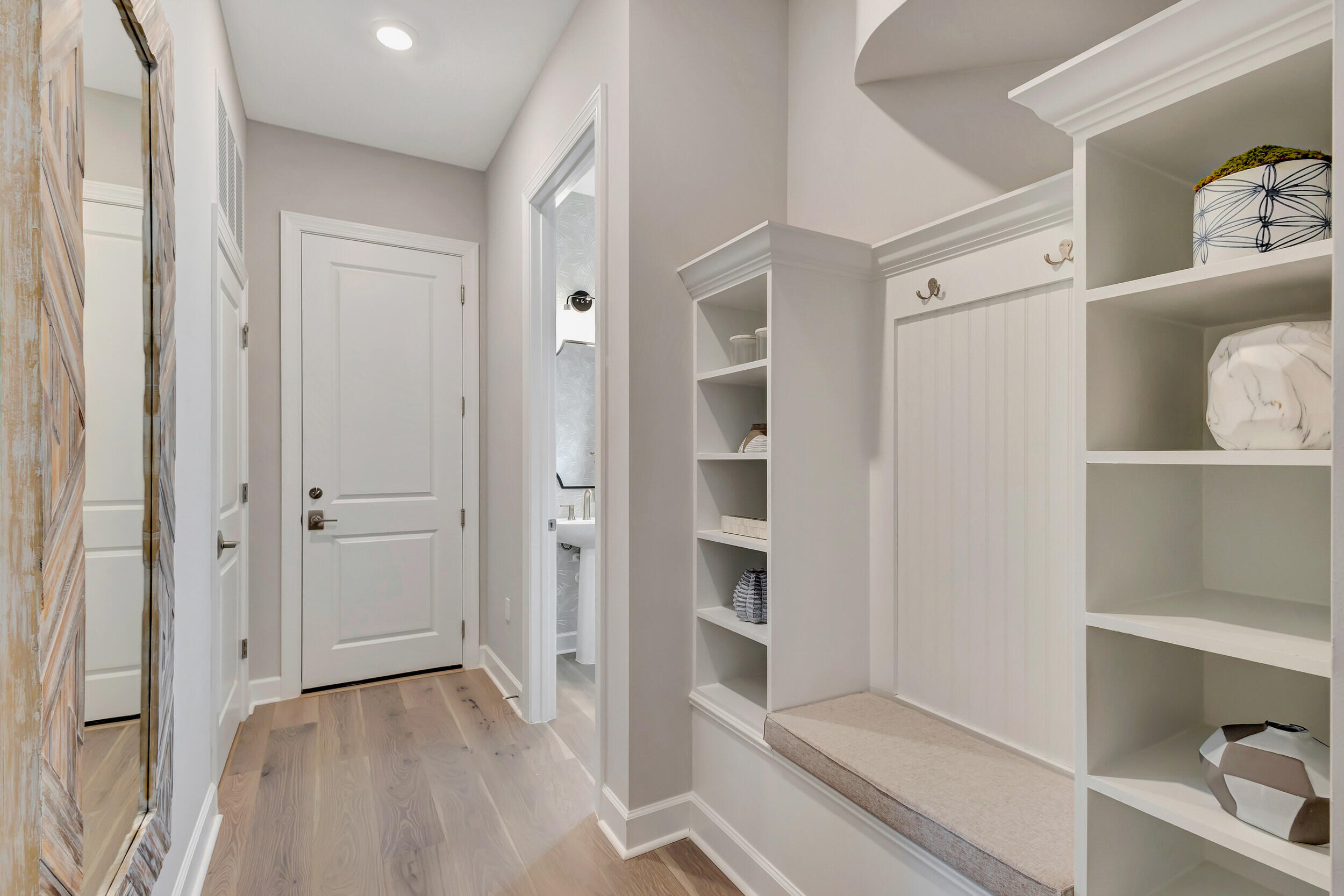 BRIDGEWATER - Residential