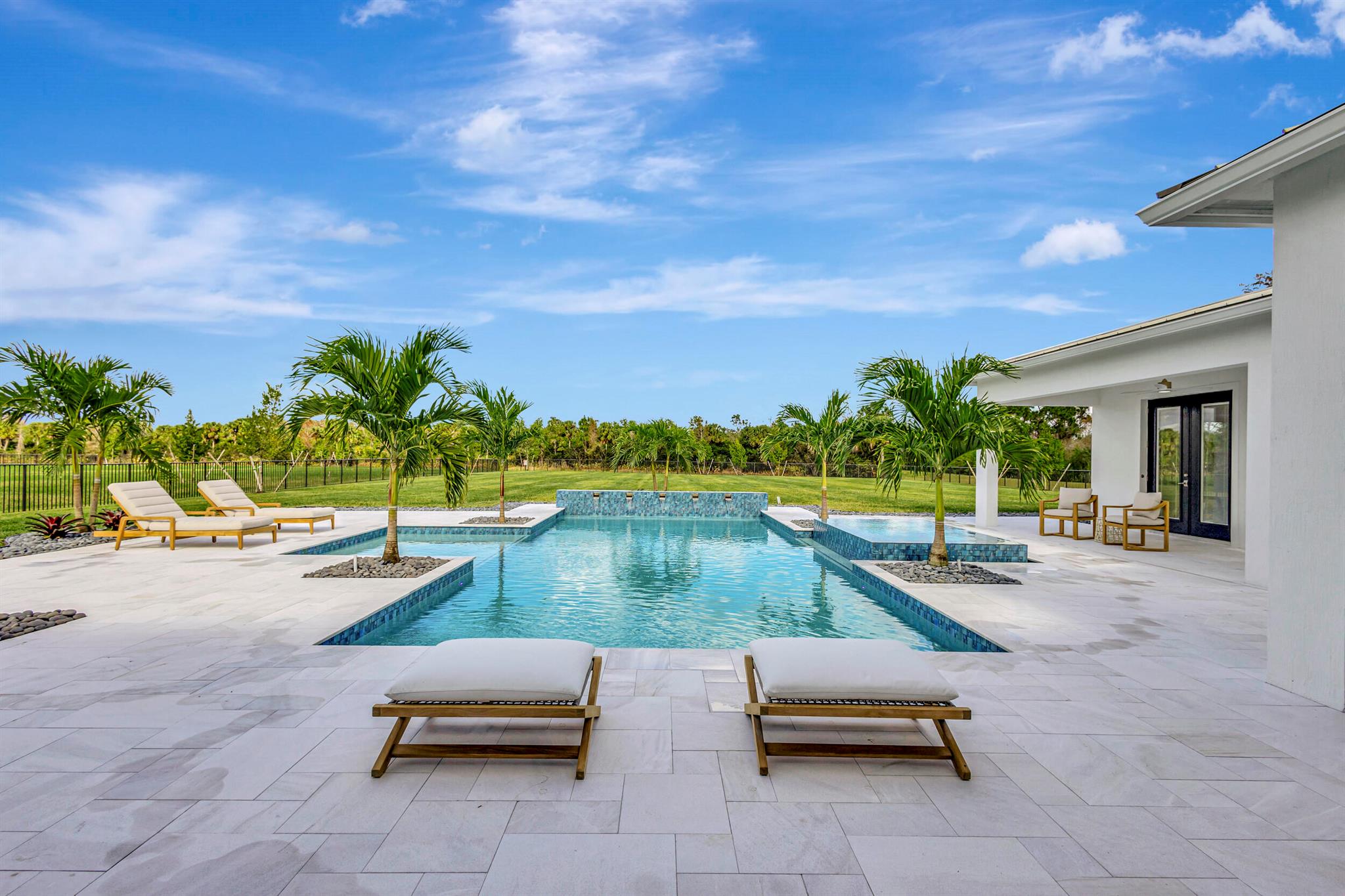 BRIDGEWATER - Residential