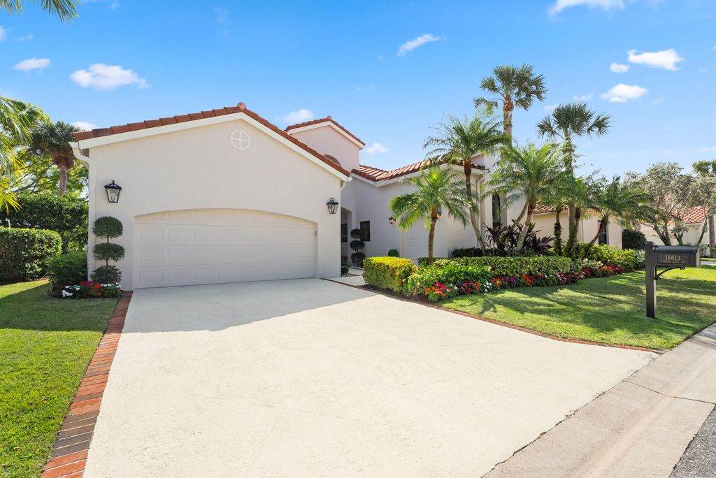 Photo of 16613 Hidden Cove Drive, Jupiter, FL 33477 (MLS # R11166355)