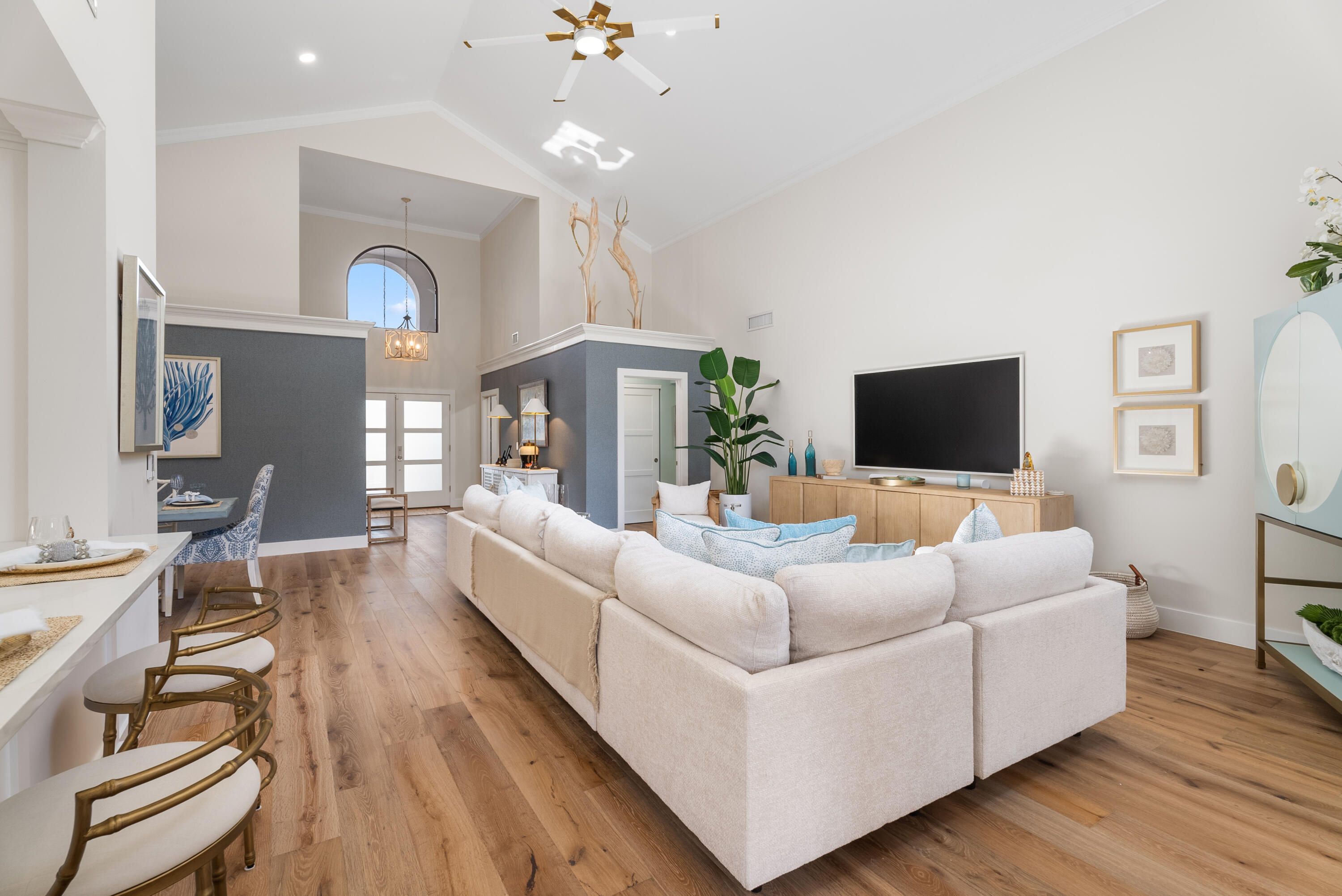 HIDDEN COVE AT JONATHANS LANDING - Residential