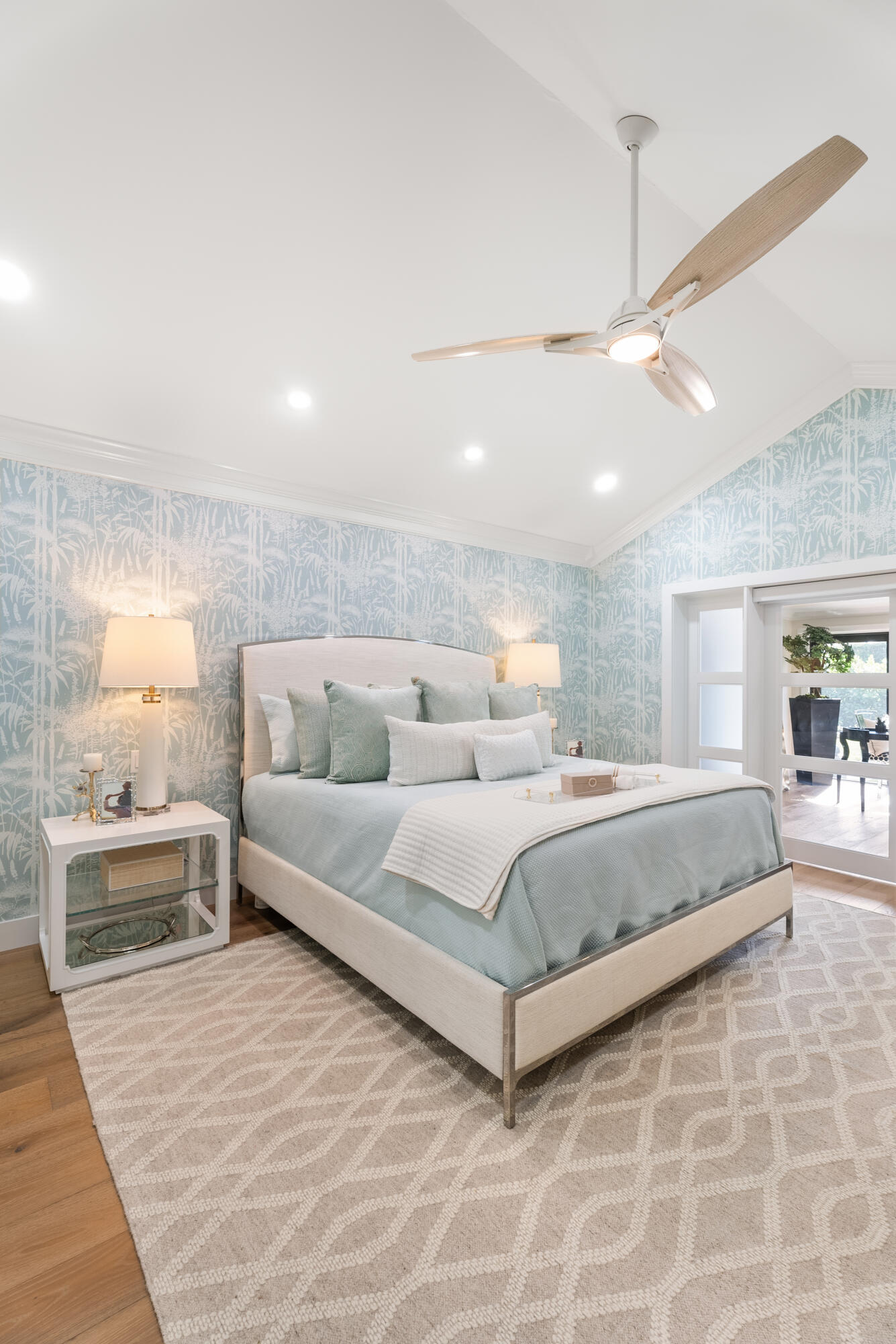 HIDDEN COVE AT JONATHANS LANDING - Residential