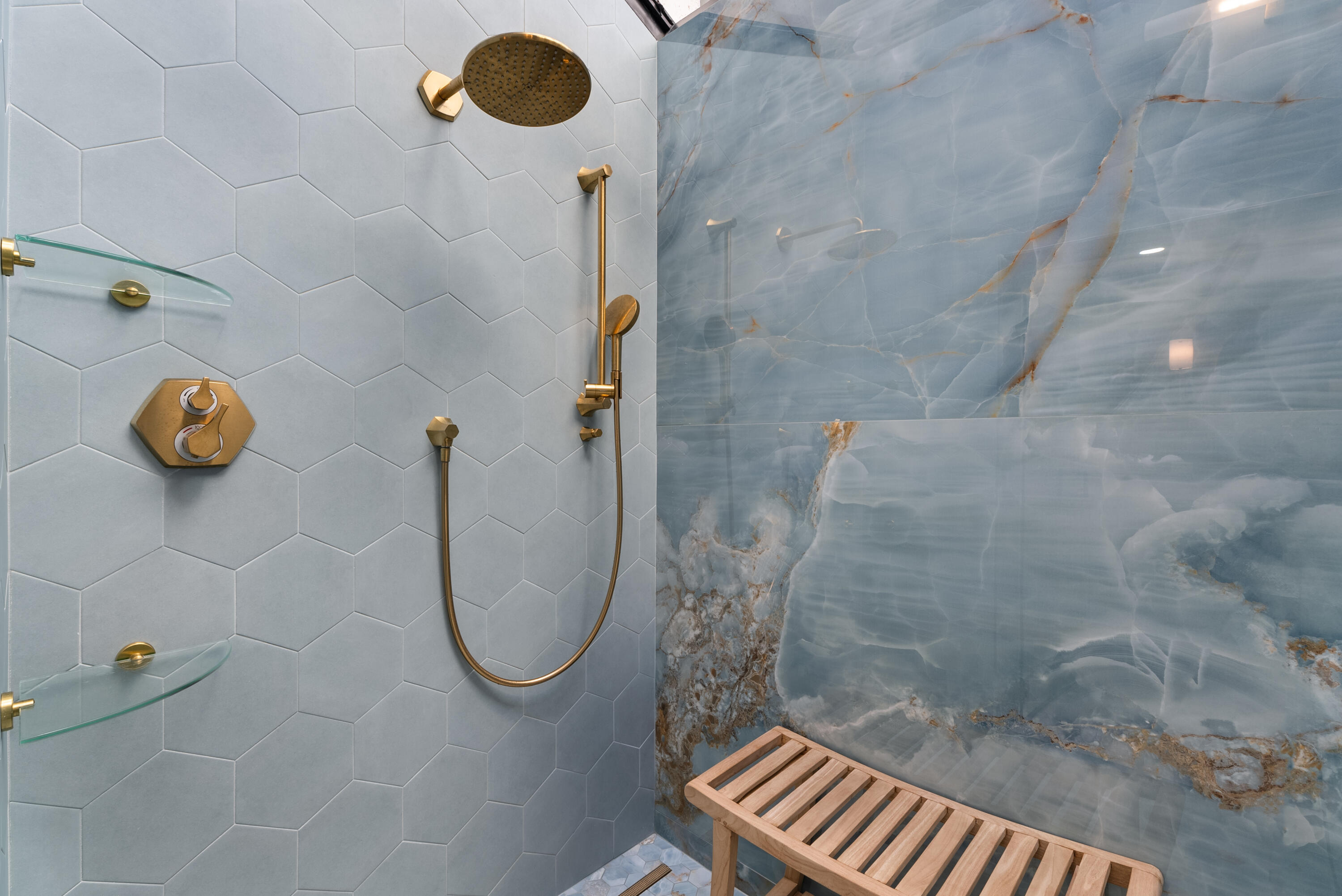 HIDDEN COVE AT JONATHANS LANDING - Residential