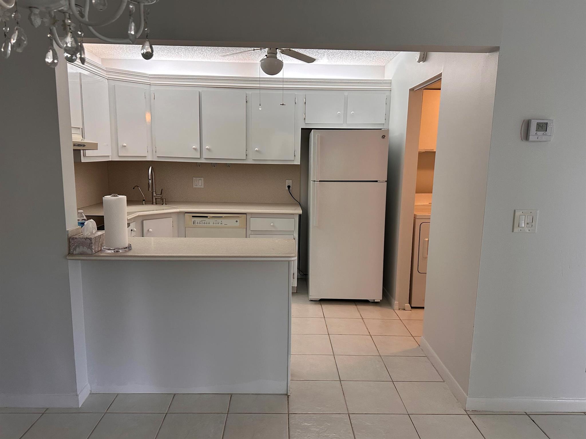 PINE RIDGE IV CONDO - Residential Lease