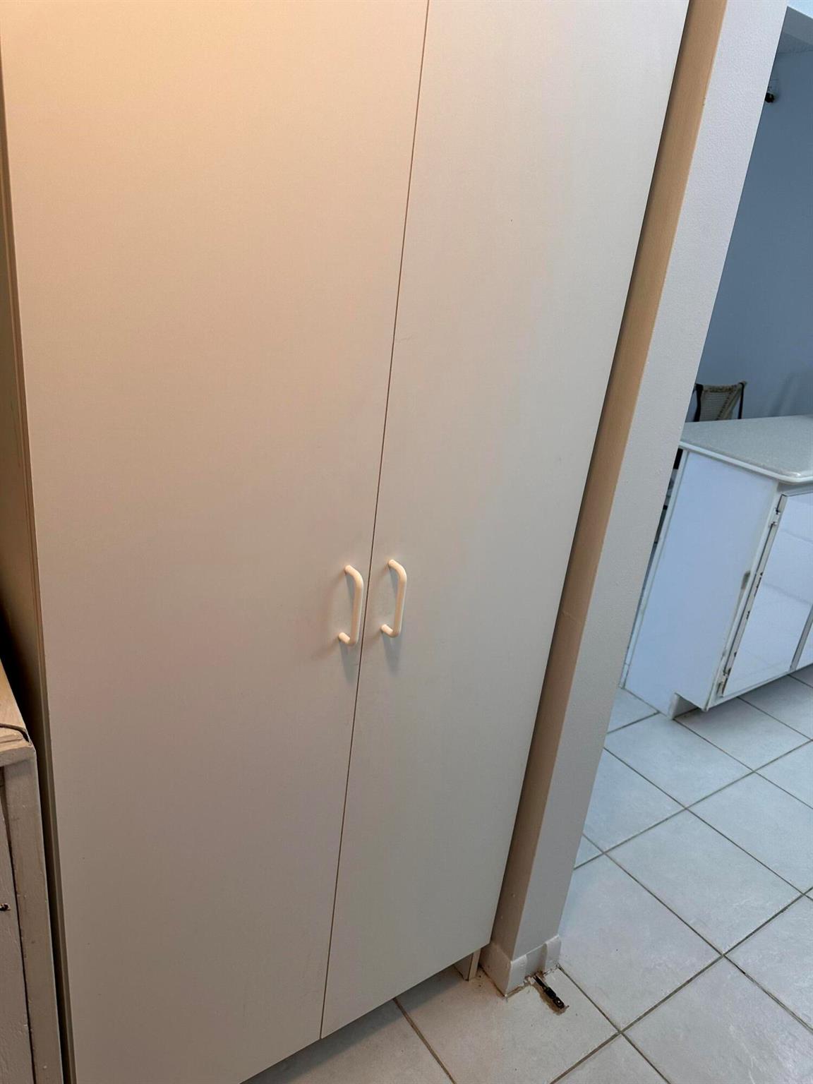 PINE RIDGE IV CONDO - Residential Lease