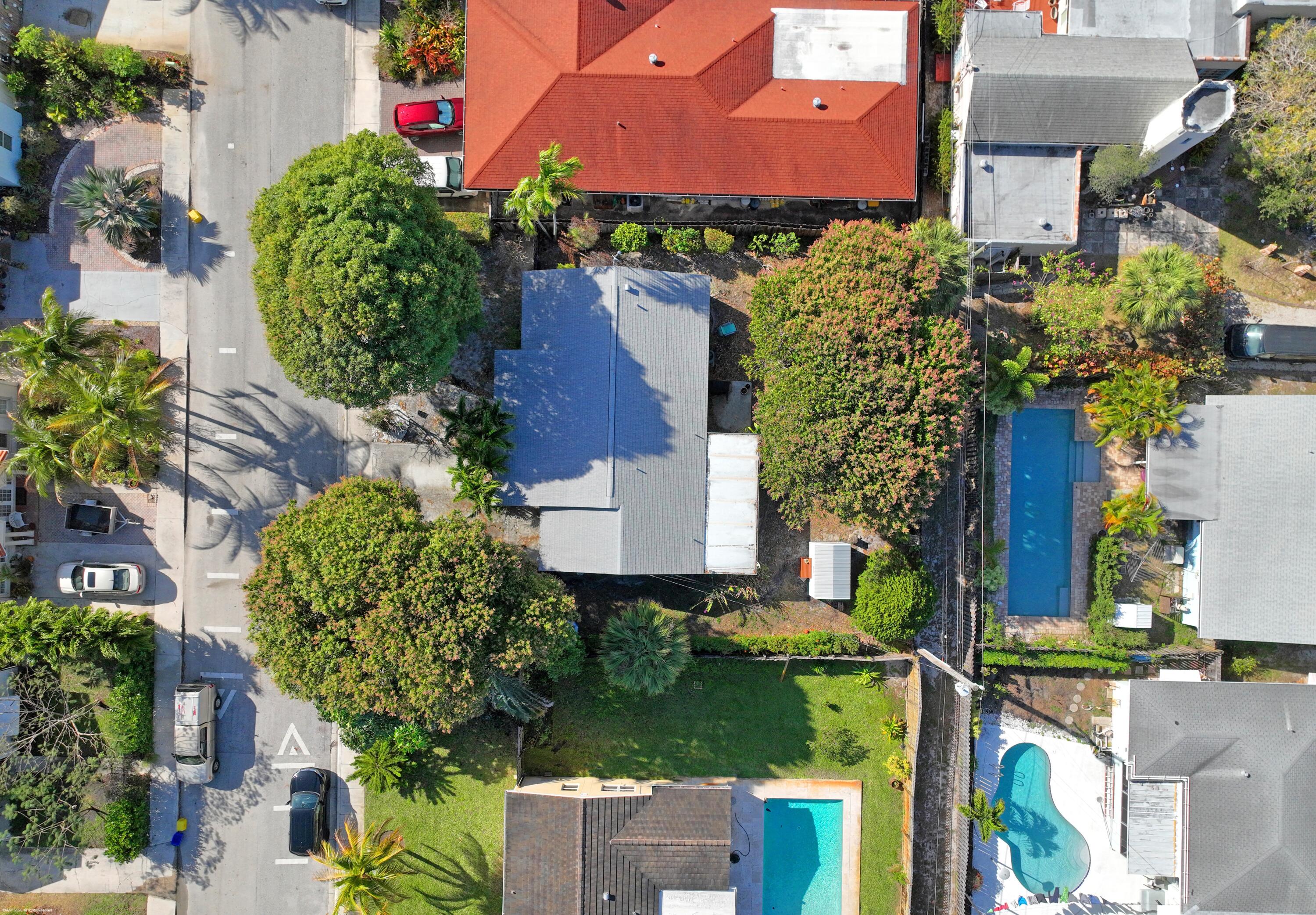 NORTH LAKE WORTH - Residential