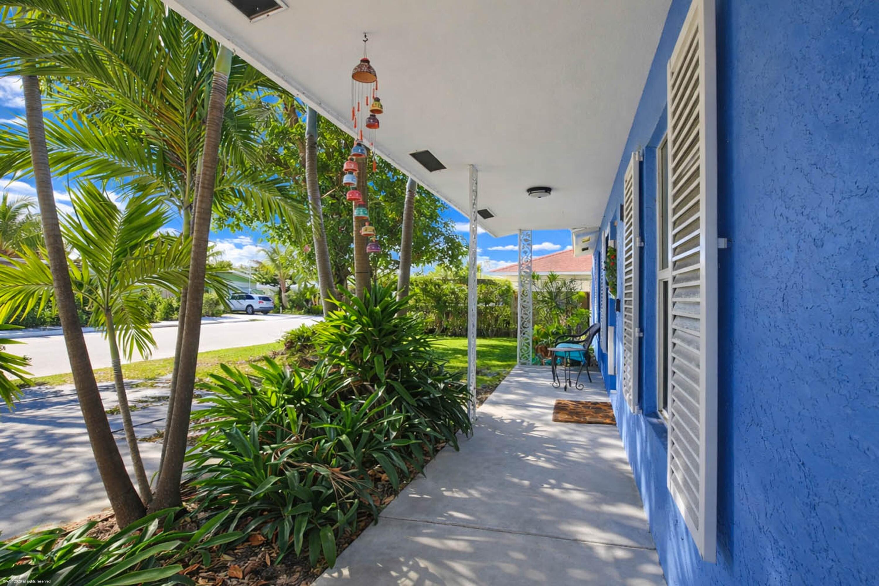 NORTH LAKE WORTH - Residential