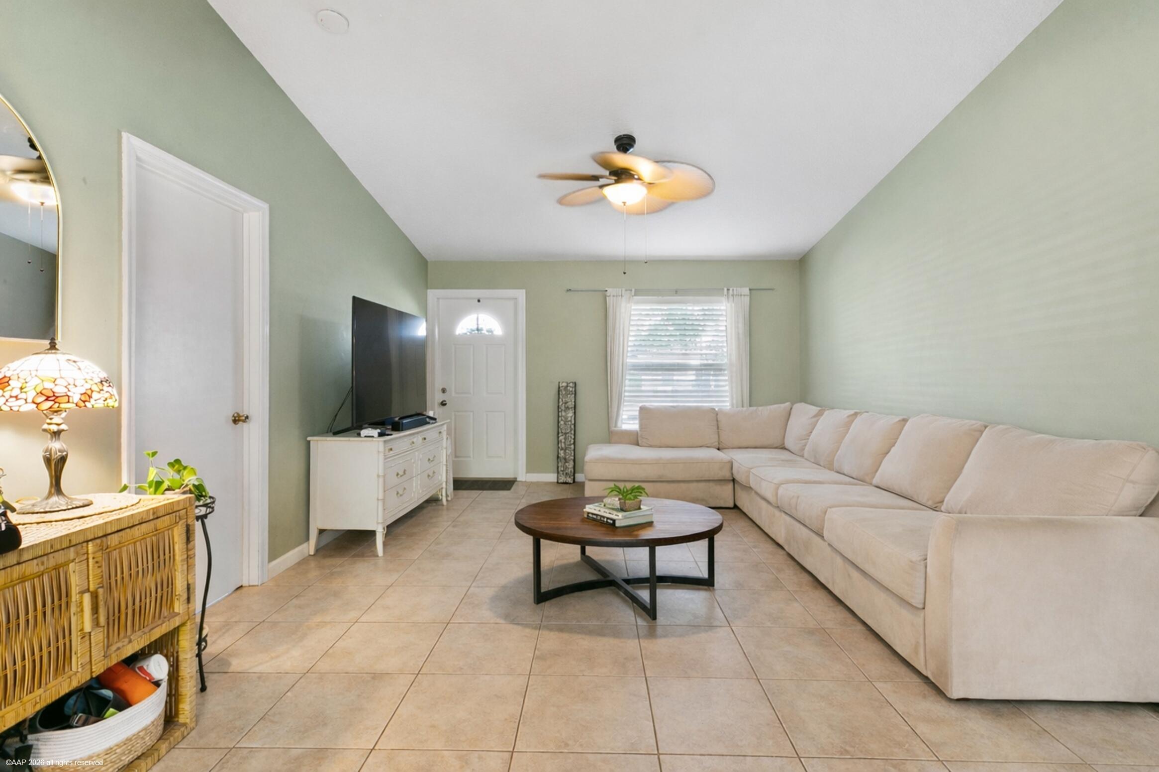 NORTH LAKE WORTH - Residential