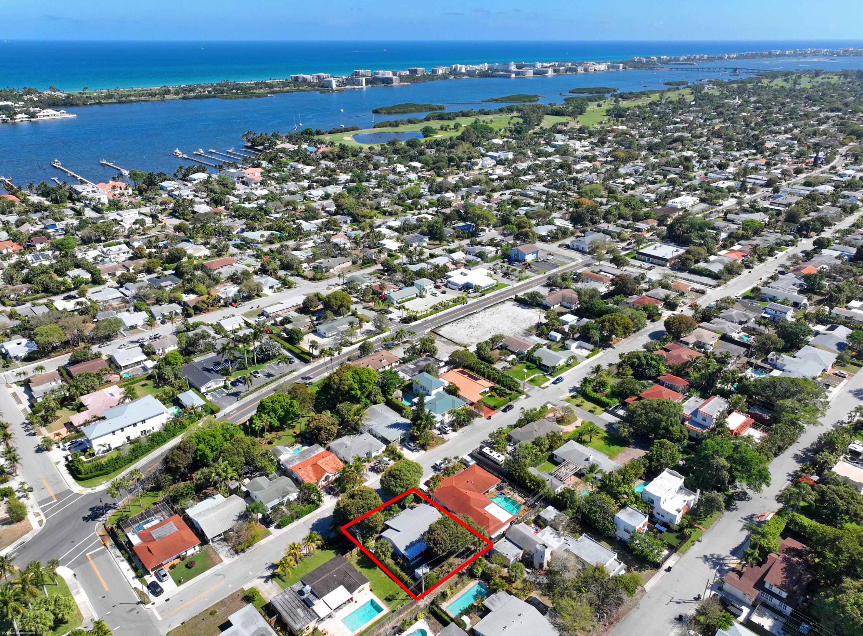 NORTH LAKE WORTH - Residential