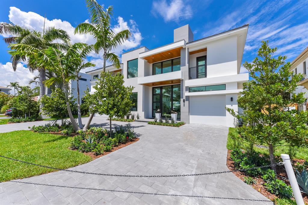 HARBOUR EAST - Residential