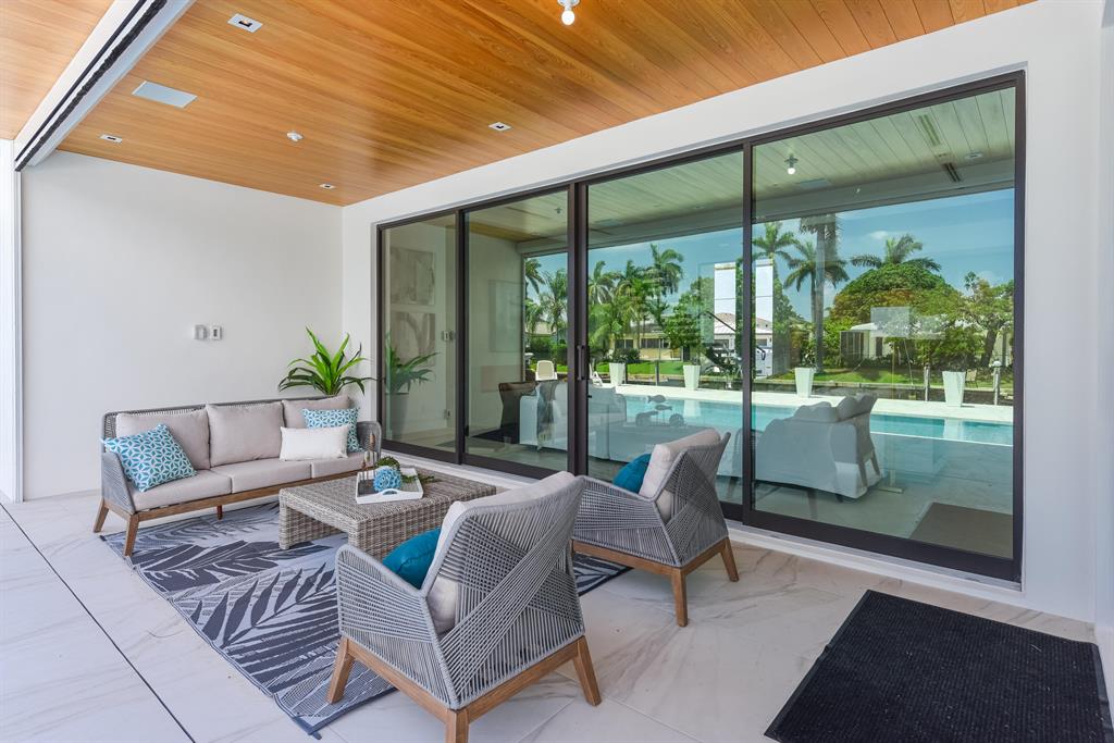 HARBOUR EAST - Residential