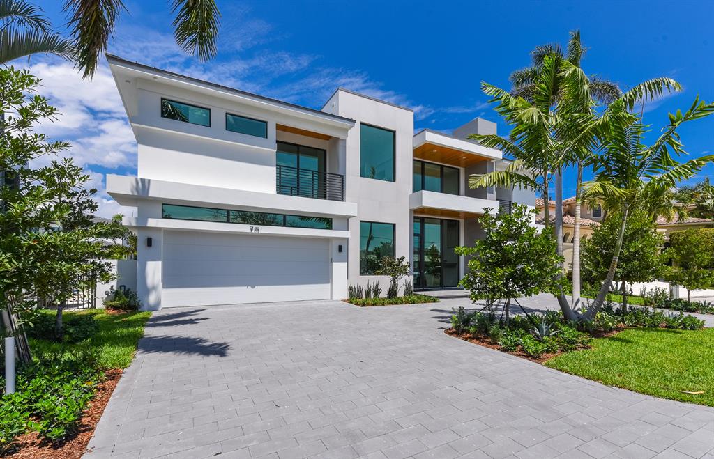 HARBOUR EAST - Residential