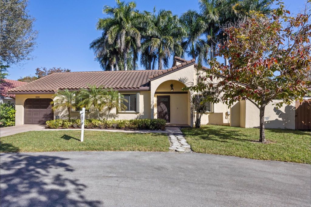 Photo of 2925 Azalea Drive, Cooper City, FL 33026 (MLS # F10552026)
