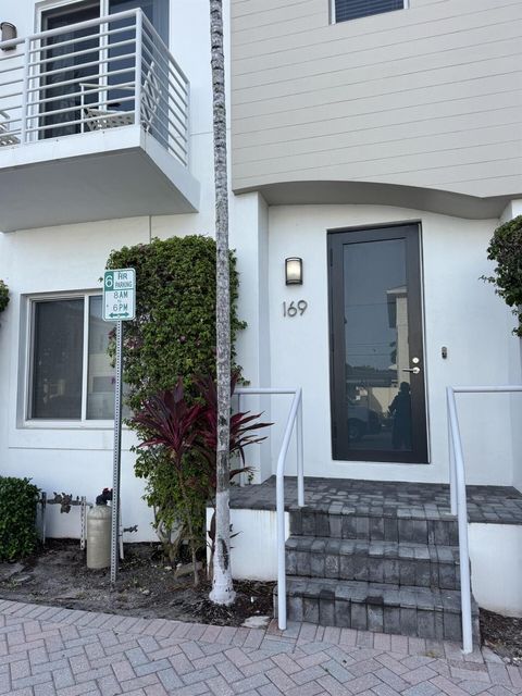 169 SE 1st Avenue Delray Beach FL 33444