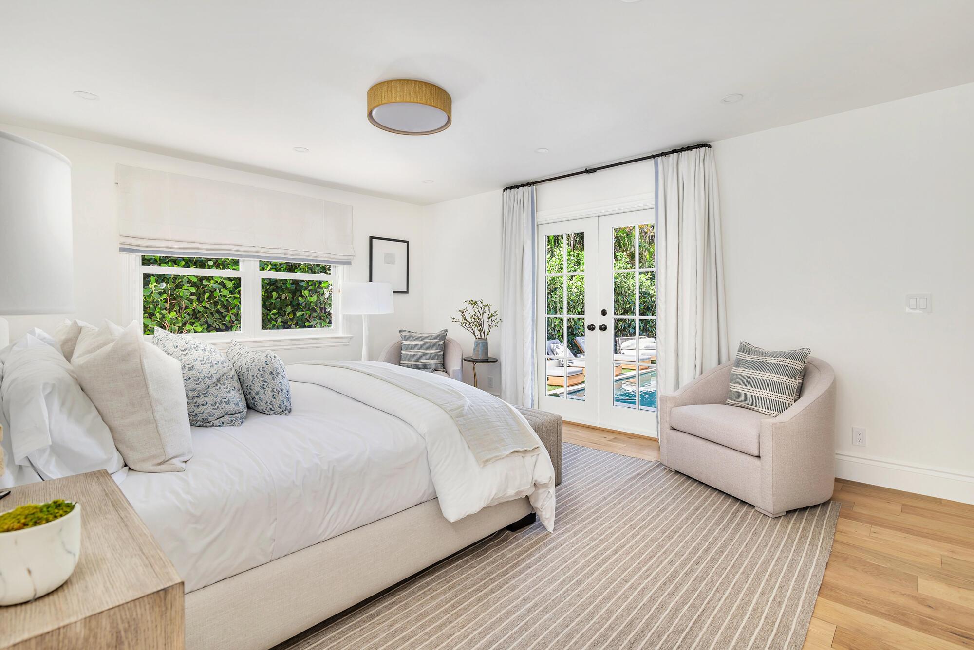 OSCEOLA WAY - Residential