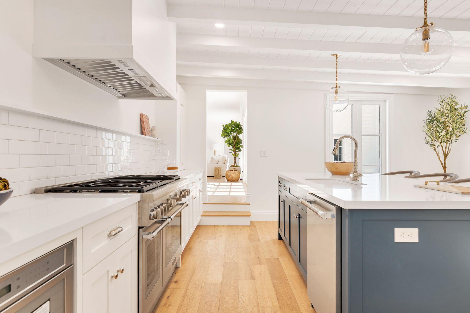 OSCEOLA WAY - Residential