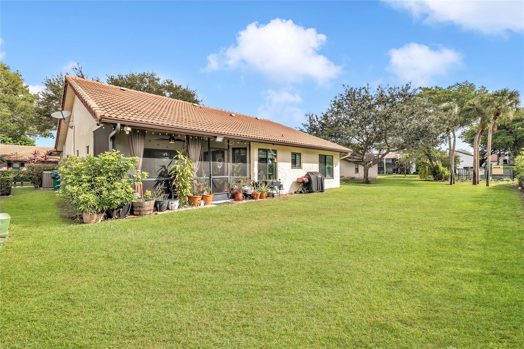 CYPRESS RUN VILLAS - Residential