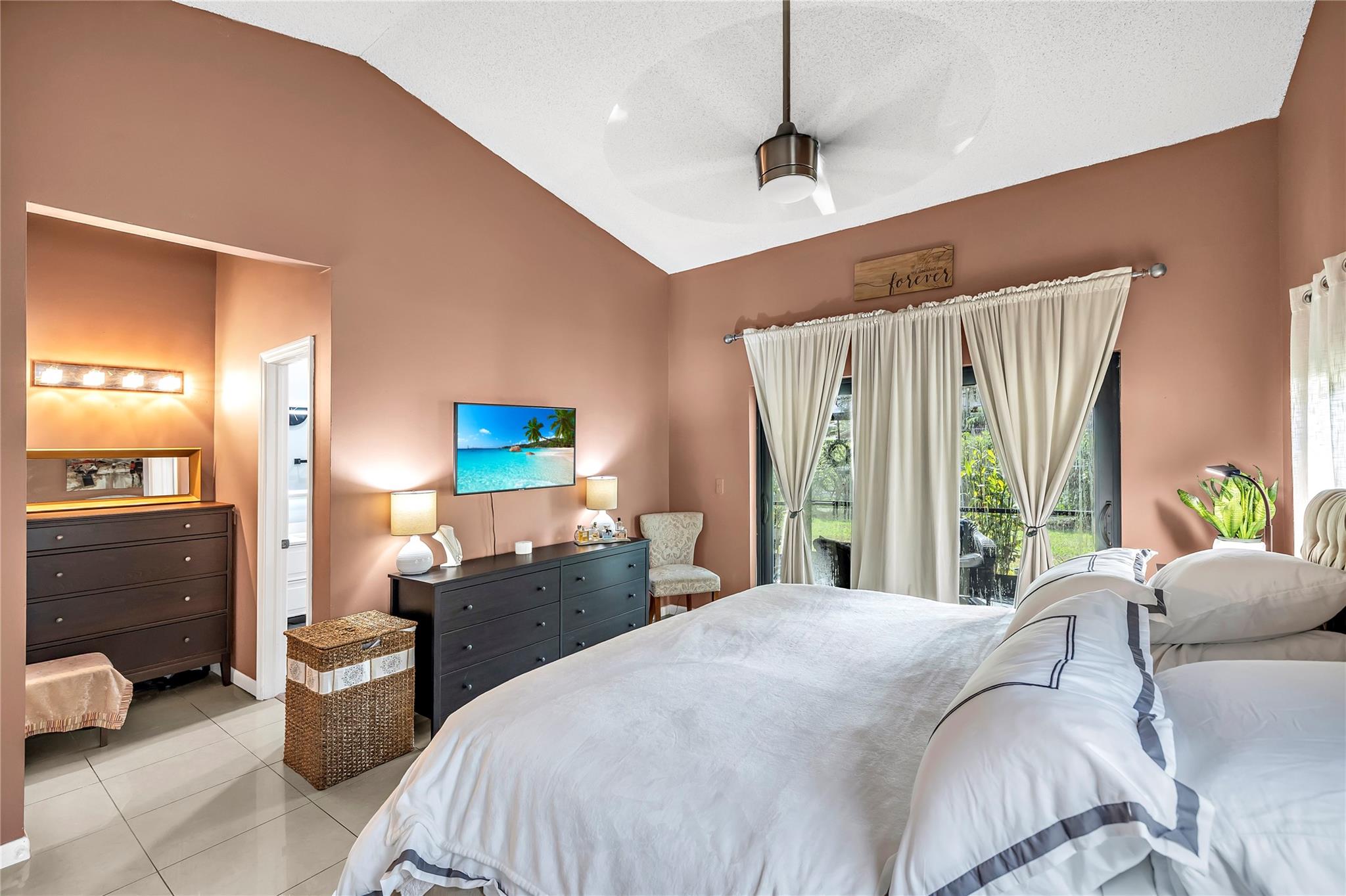 CYPRESS RUN VILLAS - Residential