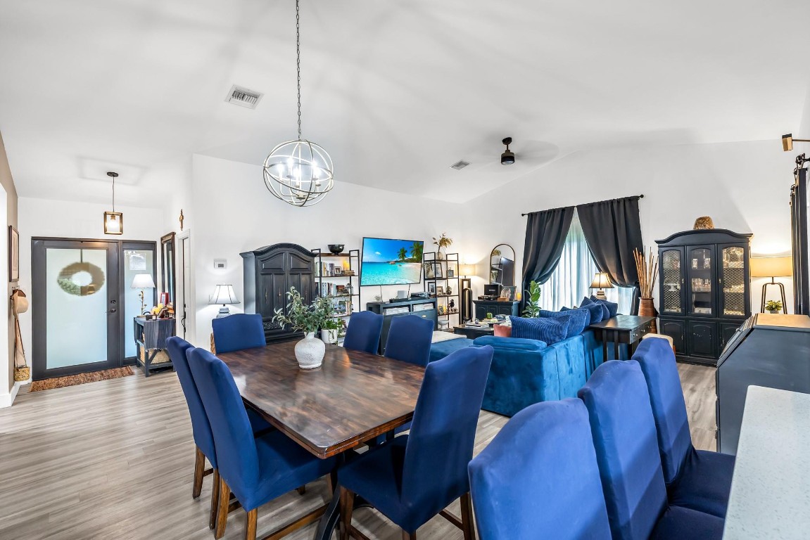 CYPRESS RUN VILLAS - Residential