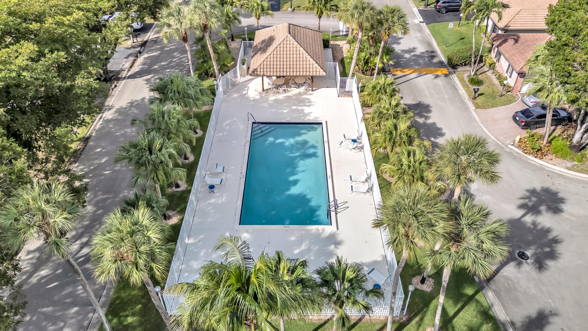 CYPRESS RUN VILLAS - Residential