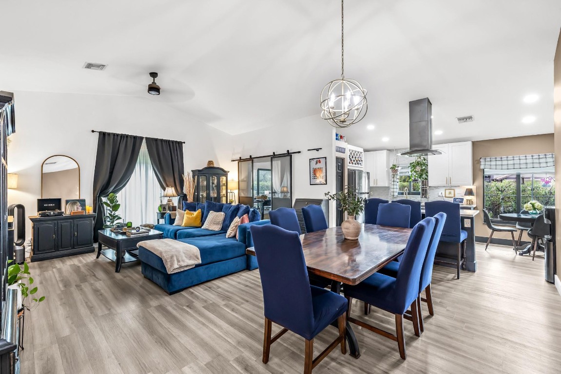 CYPRESS RUN VILLAS - Residential