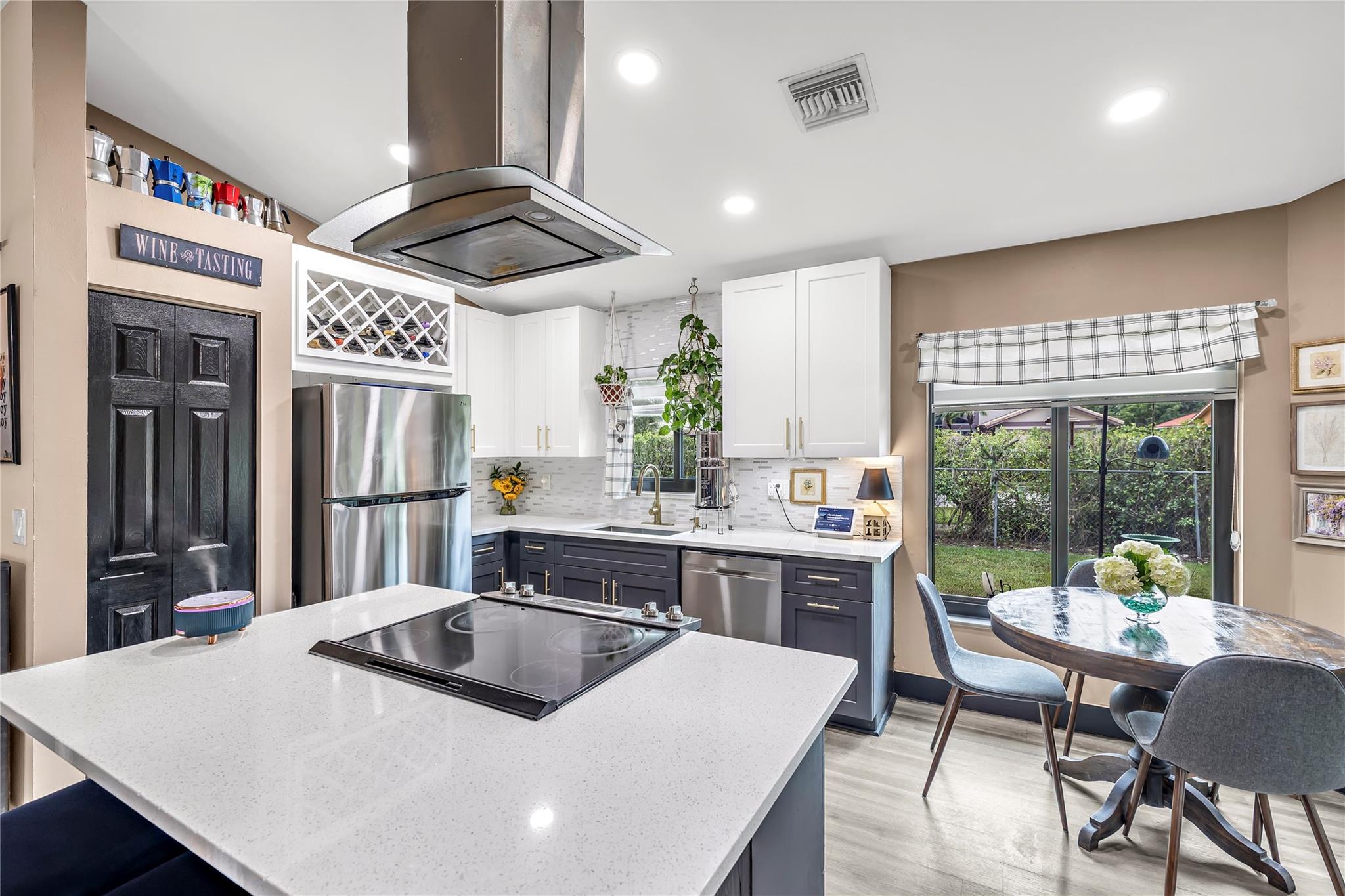 CYPRESS RUN VILLAS - Residential