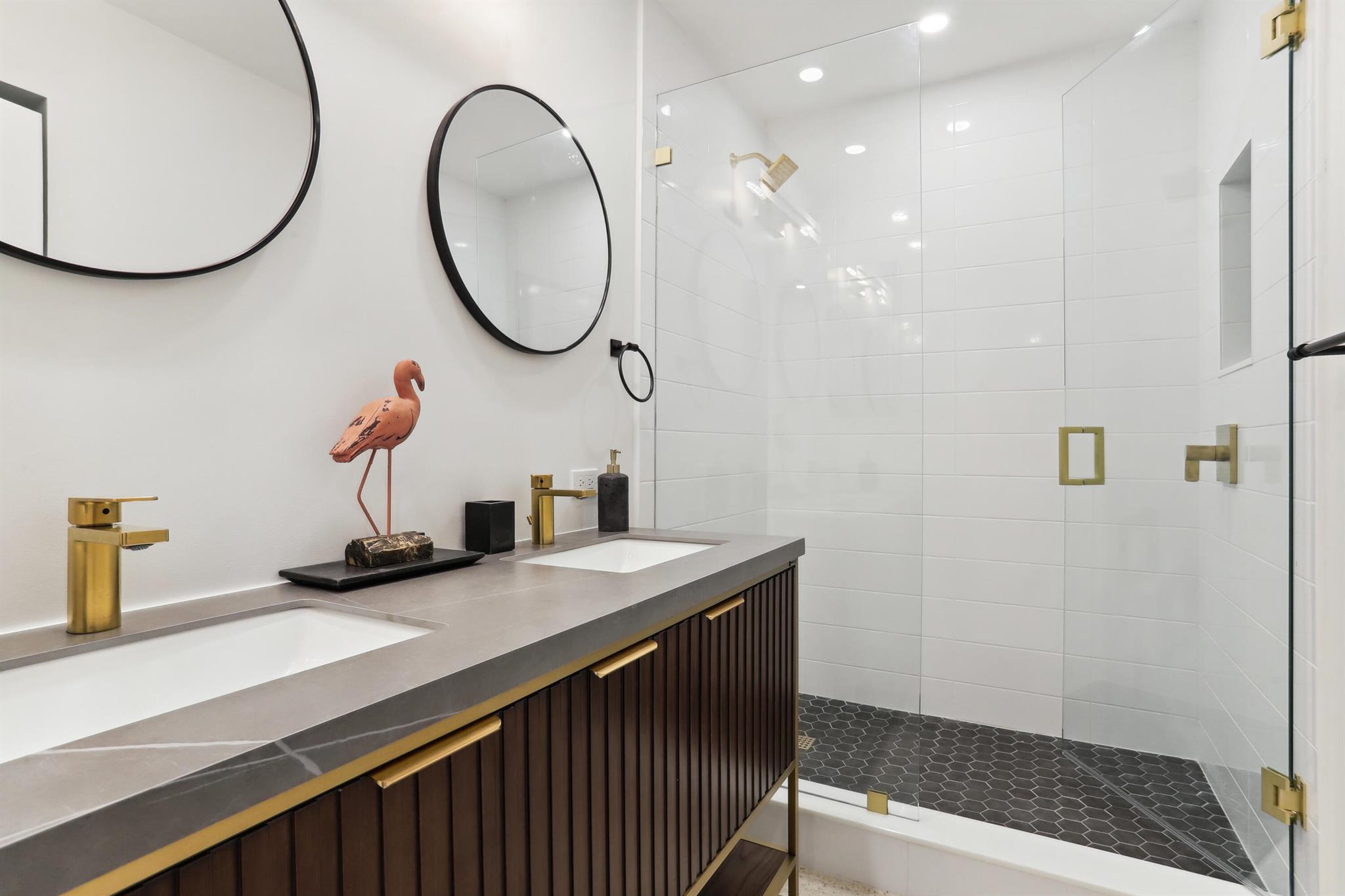 REIDS JOHN B VILLAGE - Residential Lease