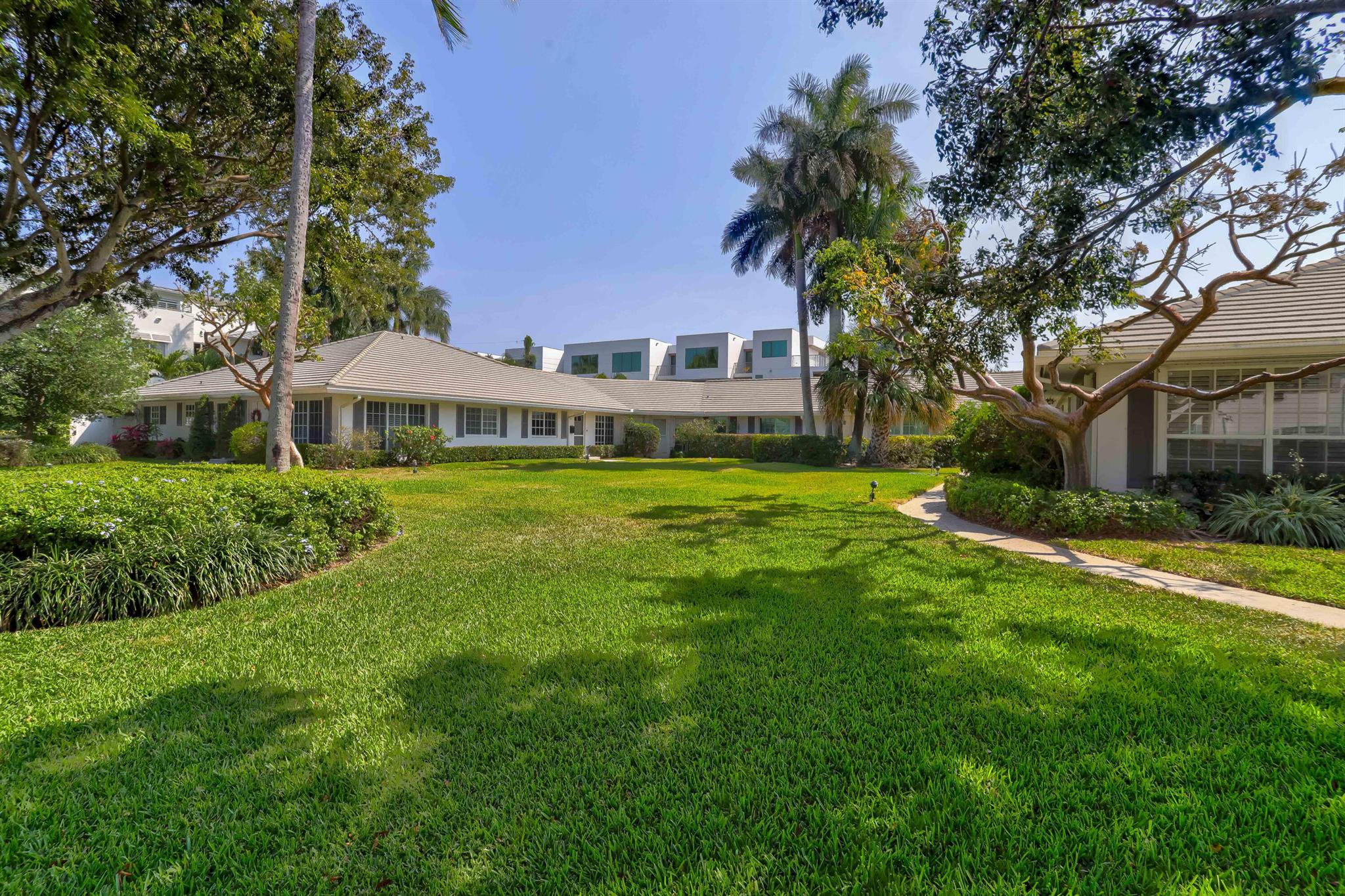 REIDS JOHN B VILLAGE - Residential Lease