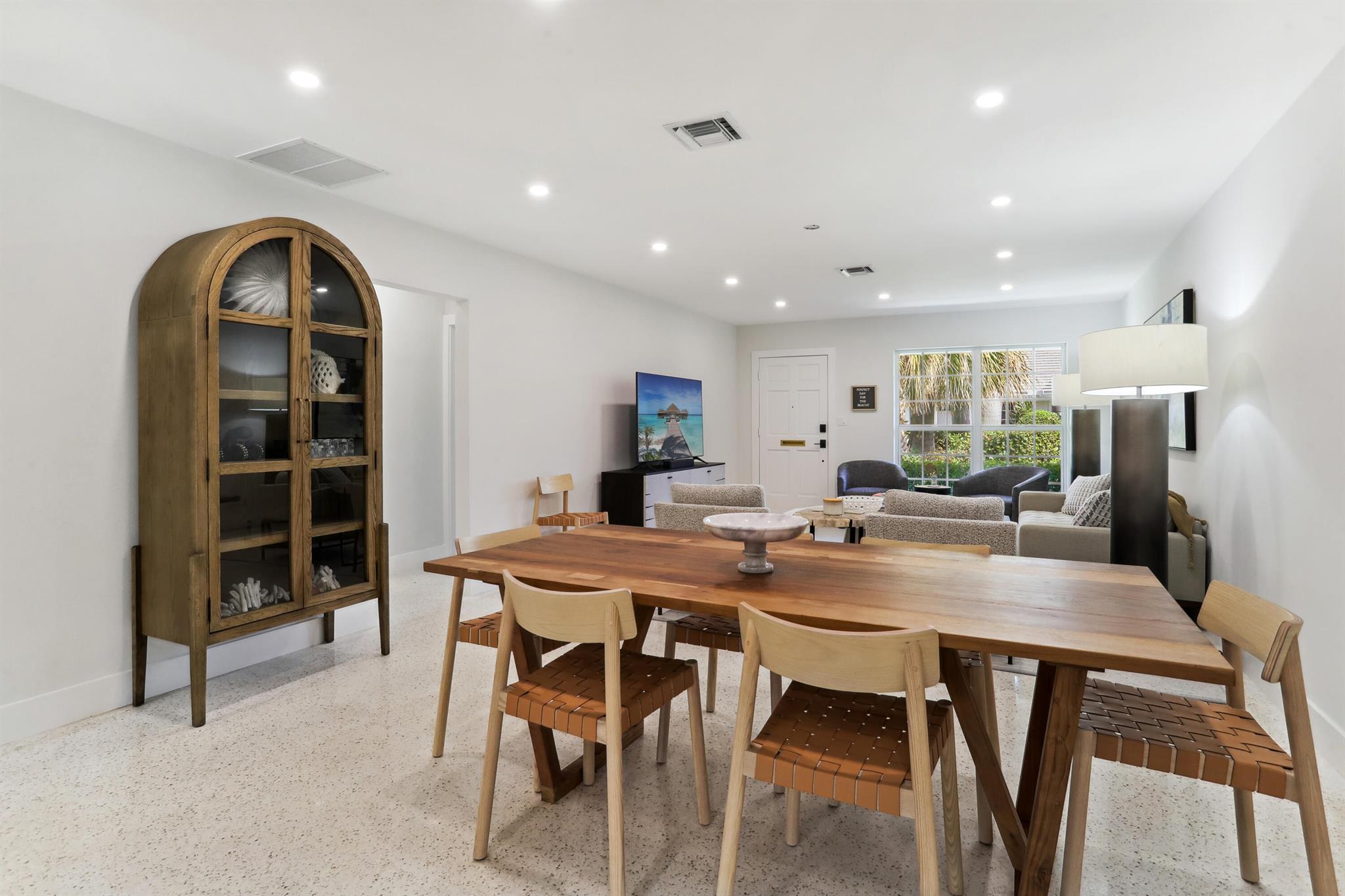 REIDS JOHN B VILLAGE - Residential Lease