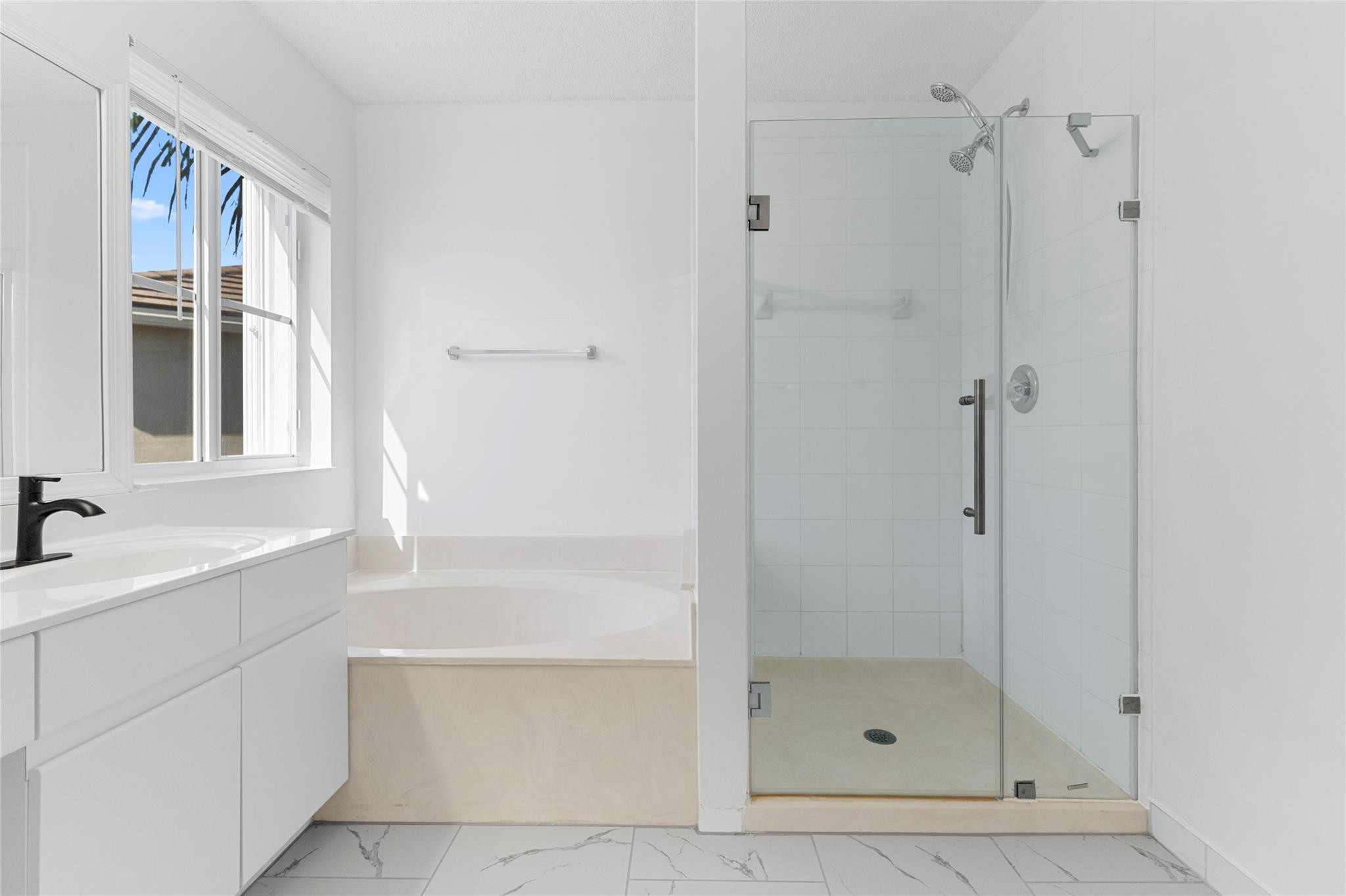 THE MEADOWS - Residential Lease