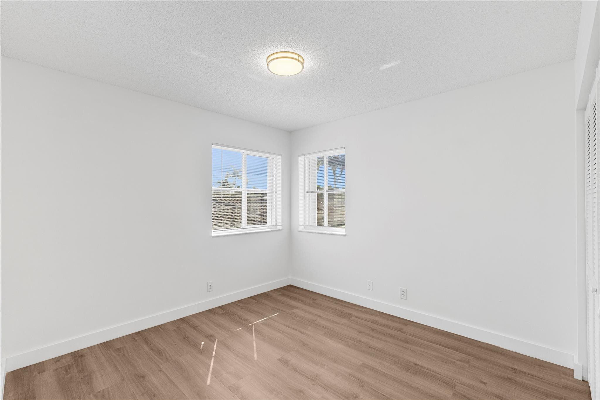 THE MEADOWS - Residential Lease