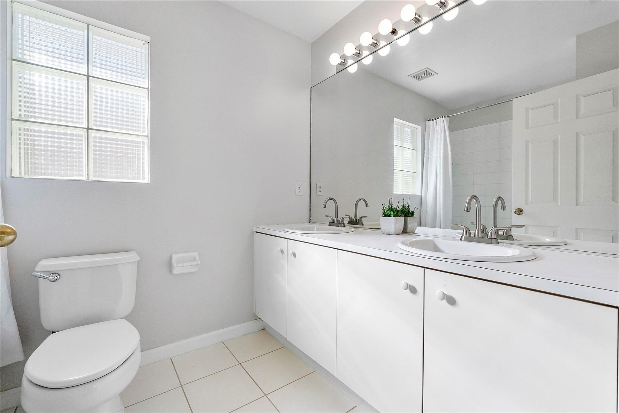 Oak Wood - Residential