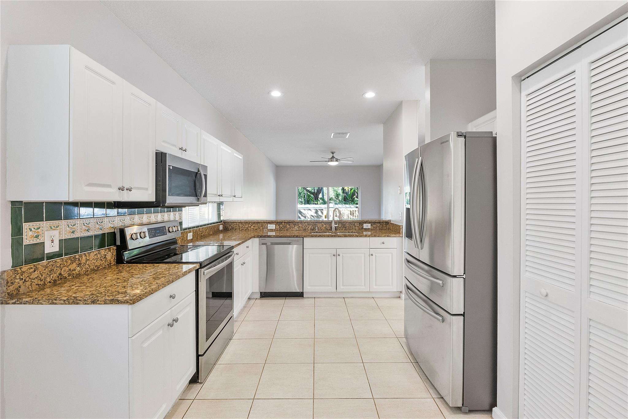 Oak Wood - Residential