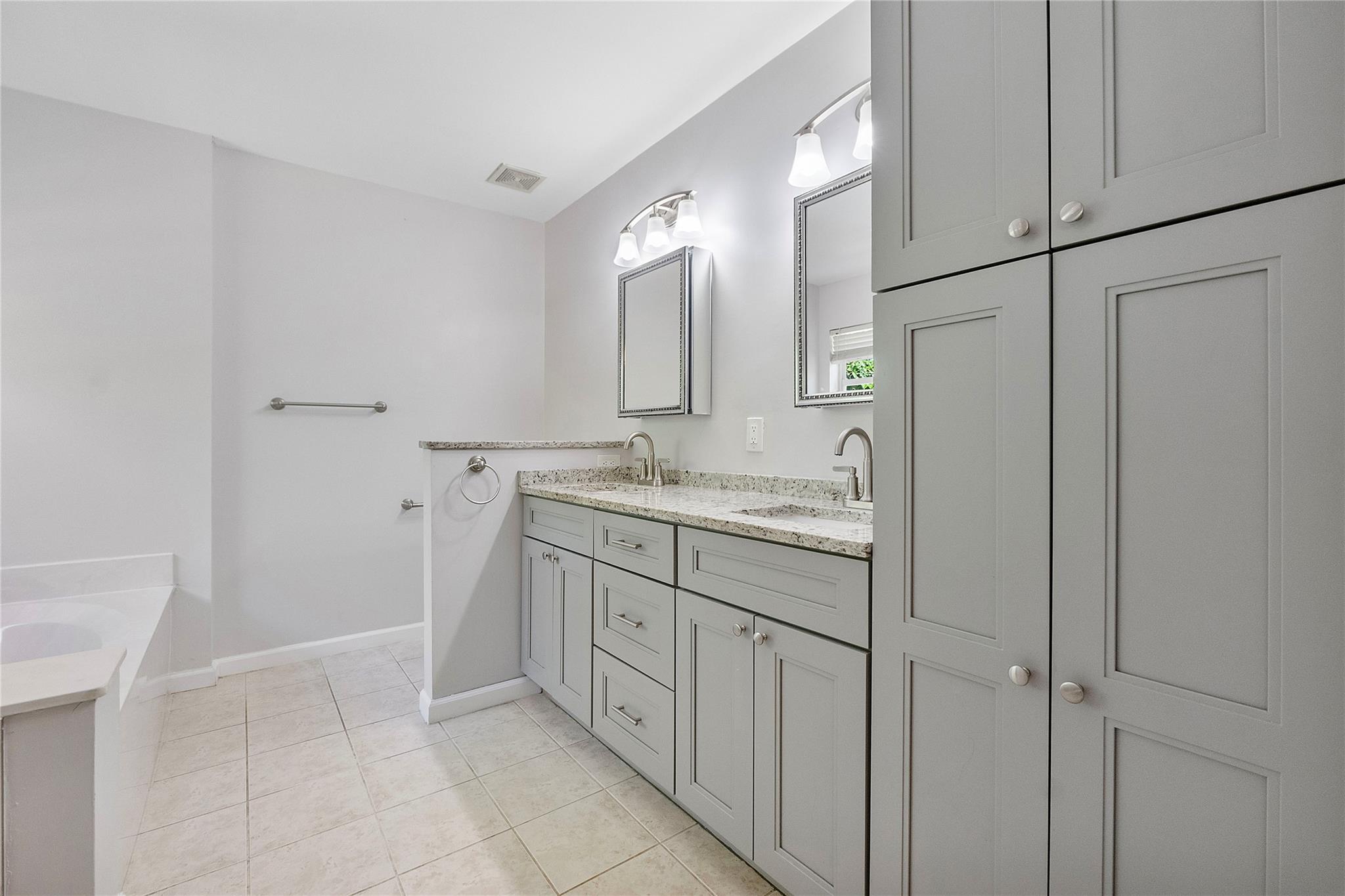 Oak Wood - Residential